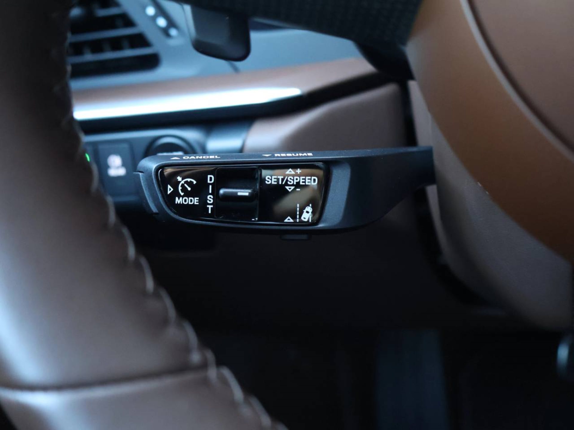 PORSCHE 911 Carrera S-image-25