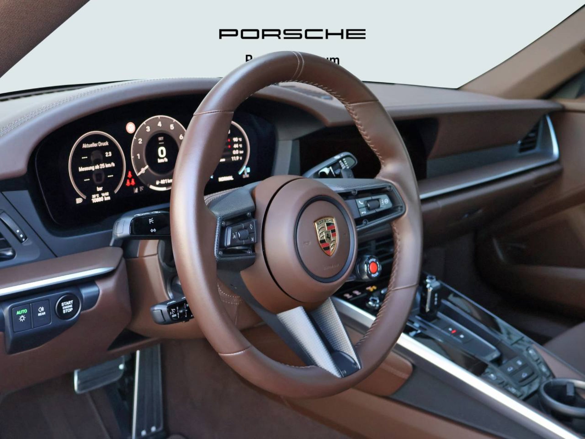 PORSCHE 911 Carrera S-image-14