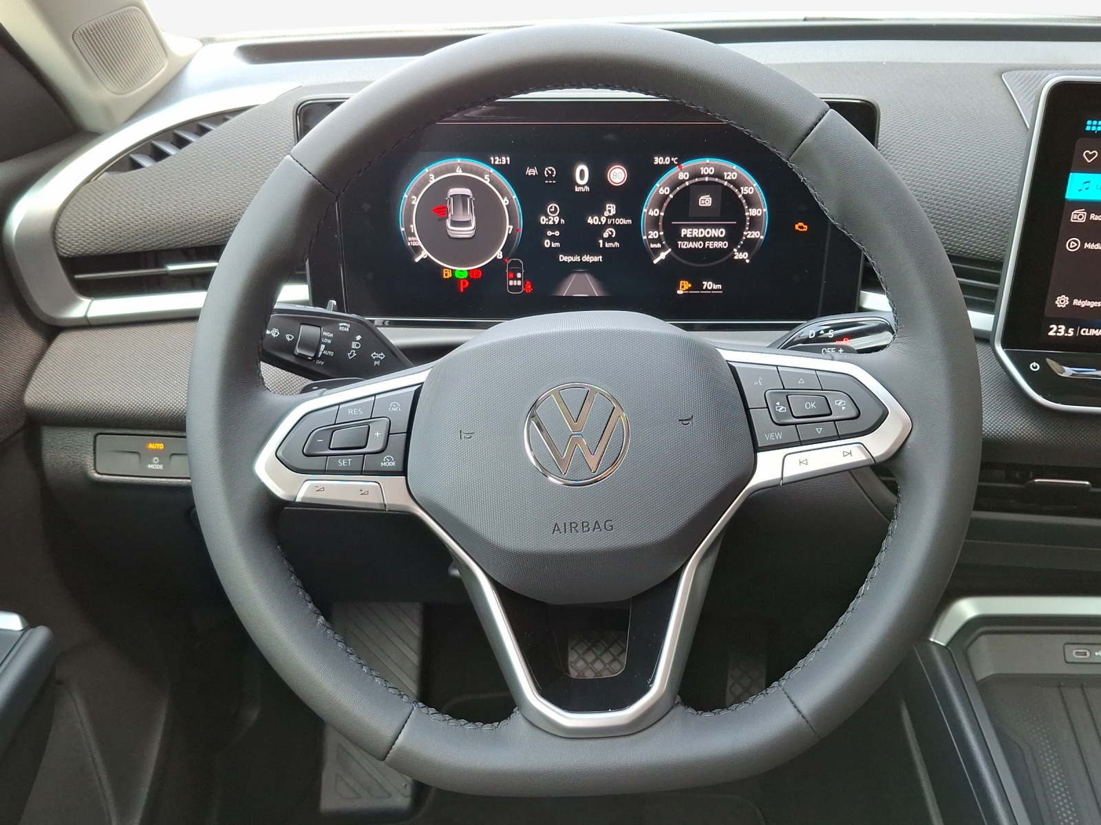 VW T-Roc 1.5 eTSI mHEV Trend DSG-image-9