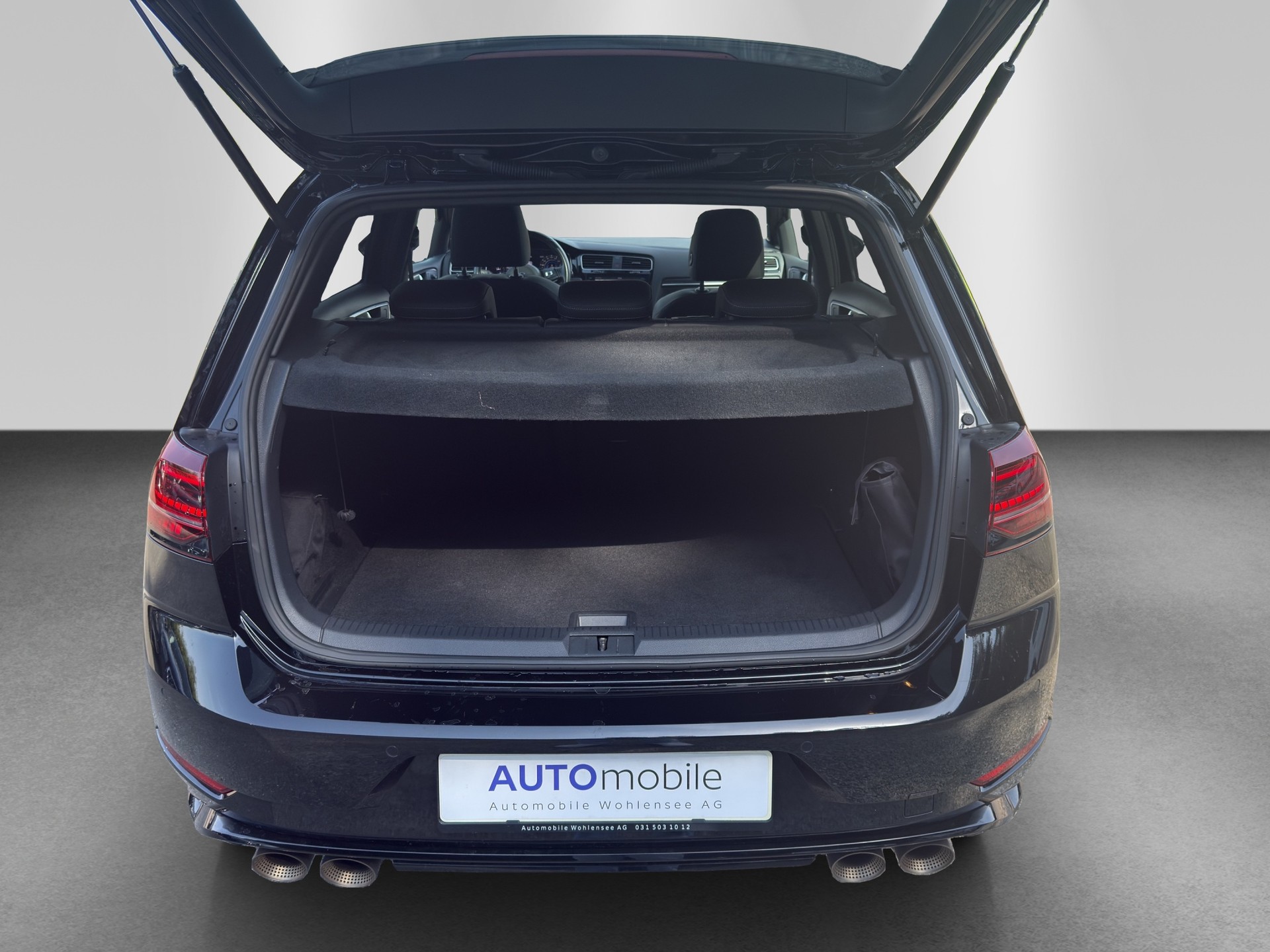 VW Golf 2.0 TSI R 4Motion DSG-image-15