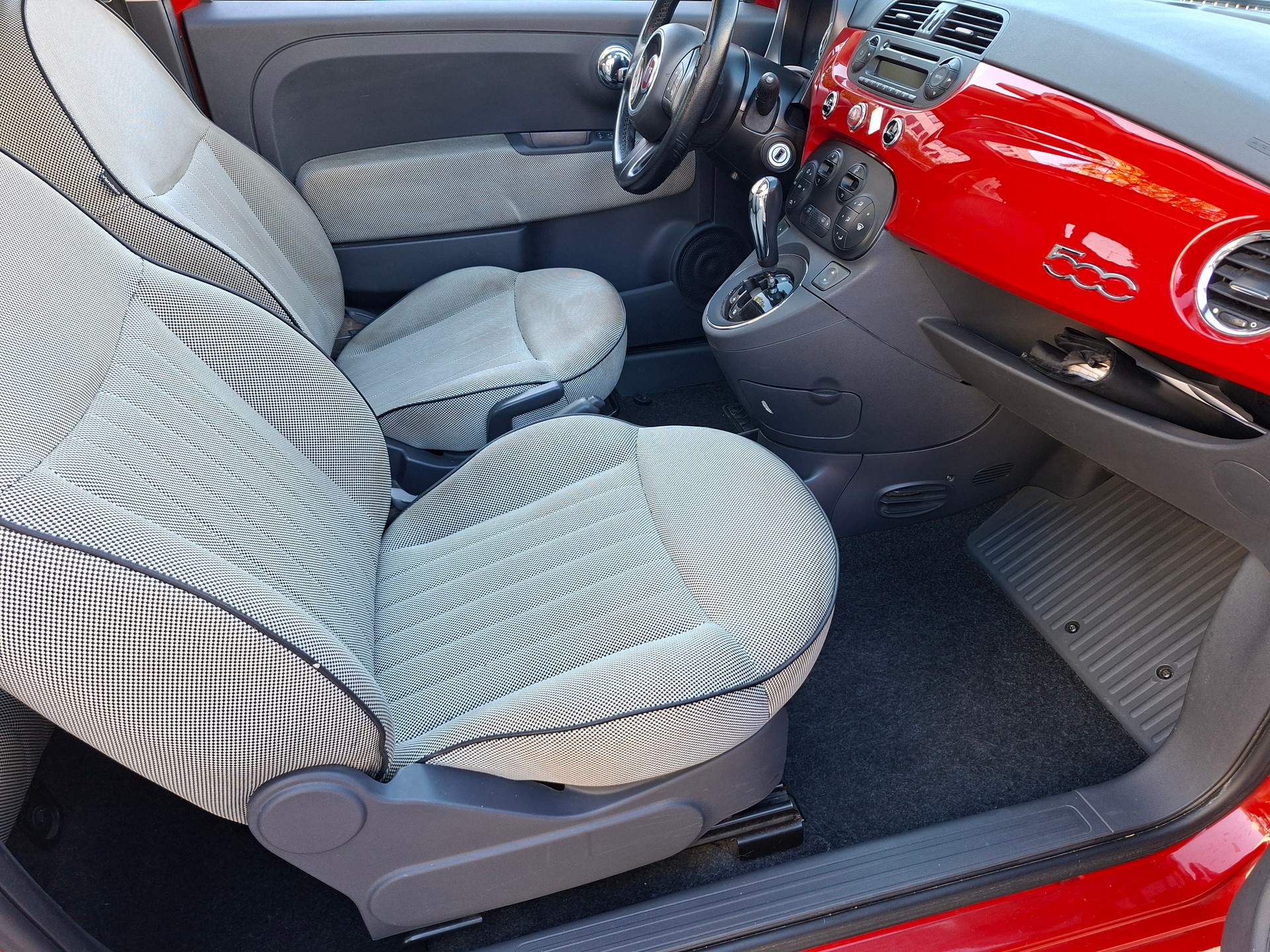 FIAT 500 1.2 Lounge Dualogic-image-7