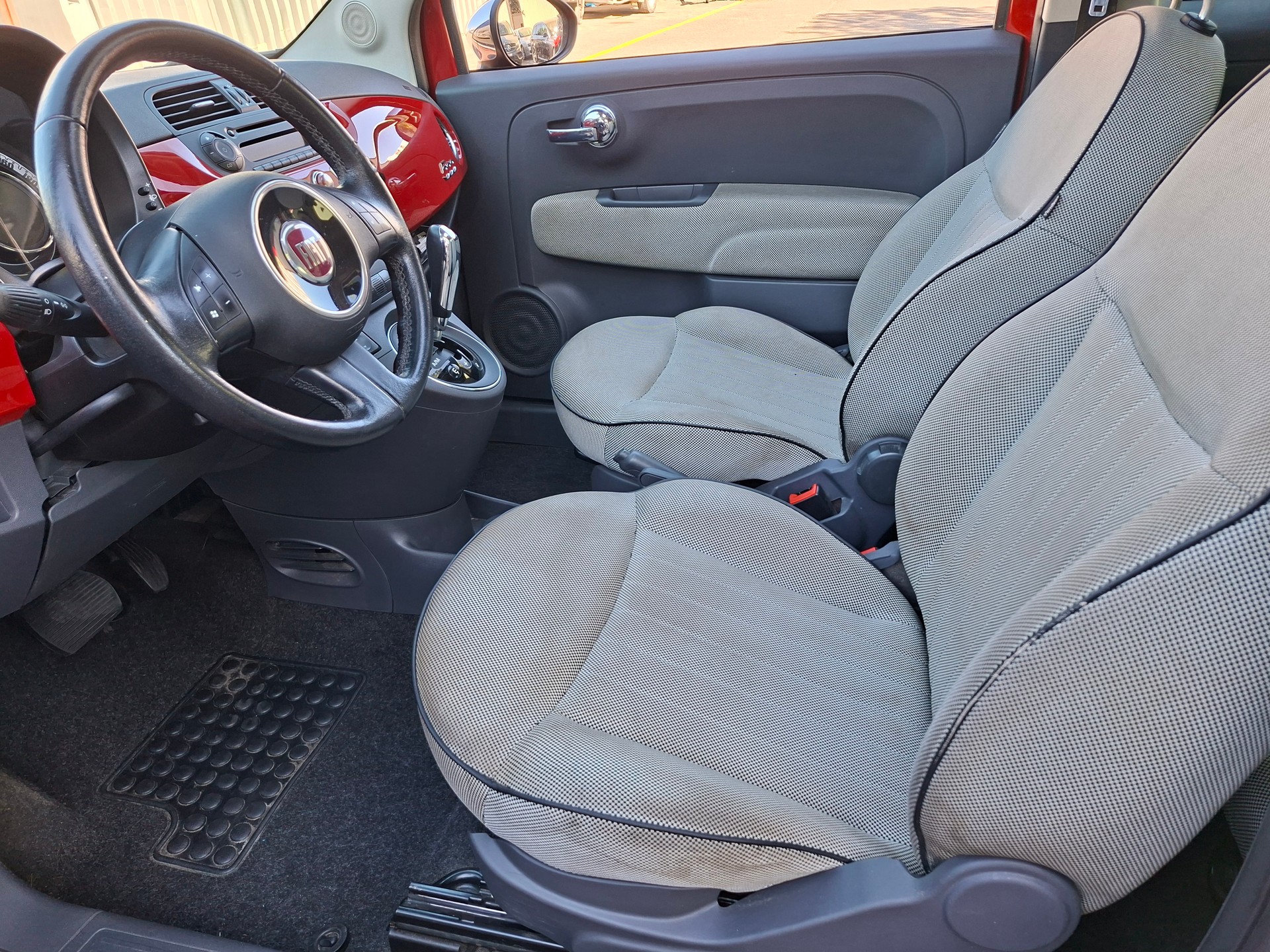 FIAT 500 1.2 Lounge Dualogic-image-6