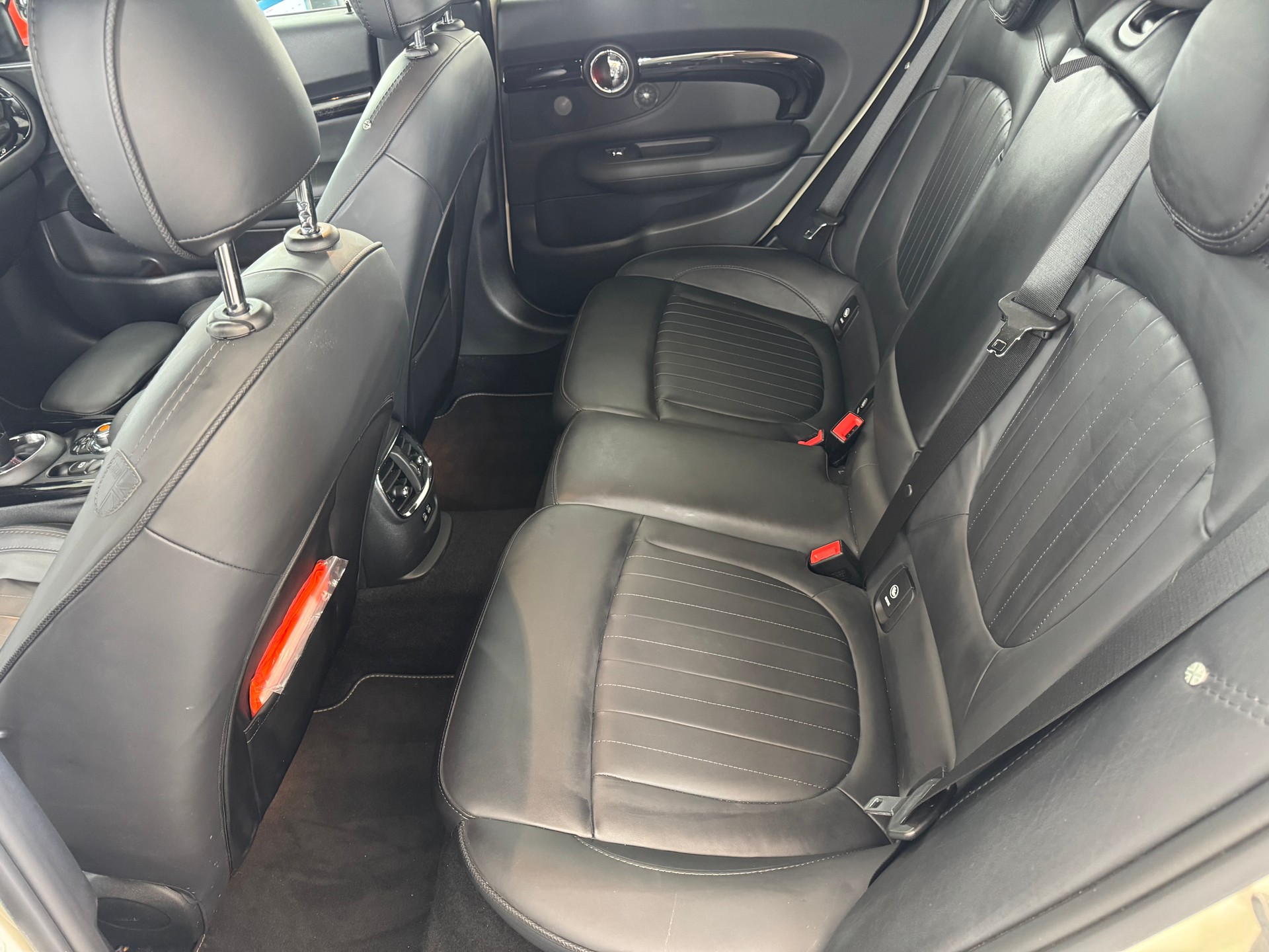 MINI Clubman Cooper S ALL4 Steptronic-image-9