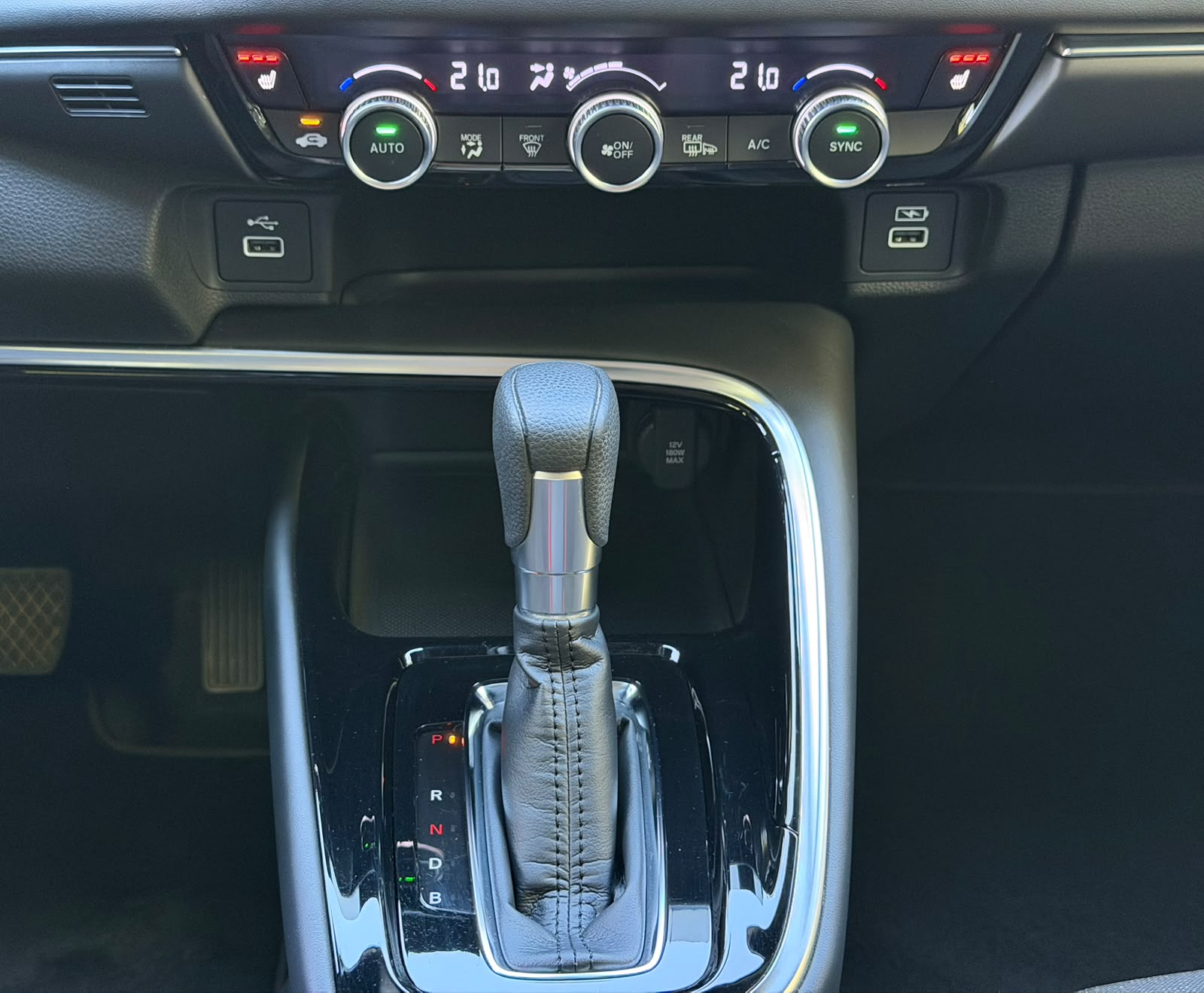 HONDA HR-V 1.5i-MMD Advance CVT-image-28