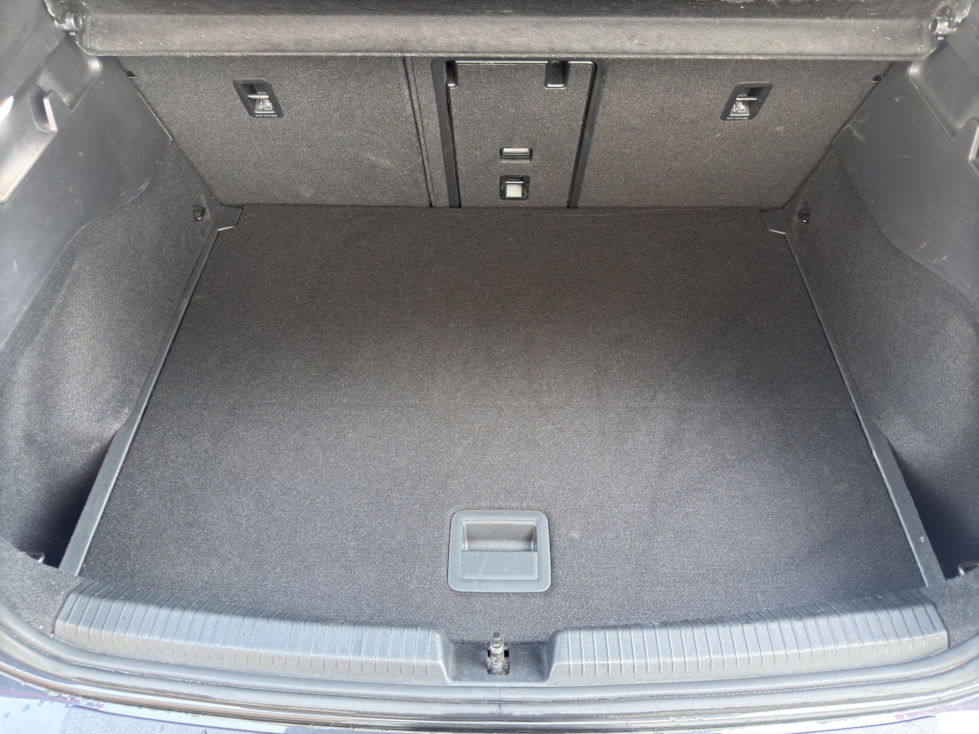VW ID.3 Pro Performance 58kWh 1ST Max-image-16