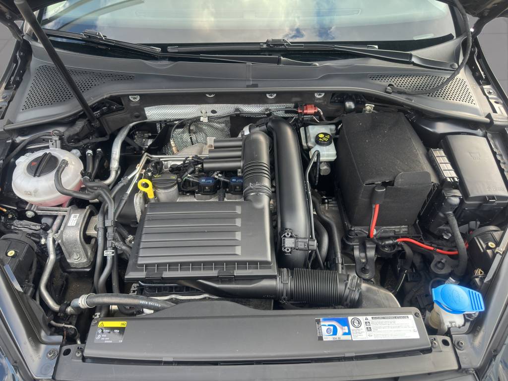 VW Golf 1.4 TSI Highline DSG-image-15