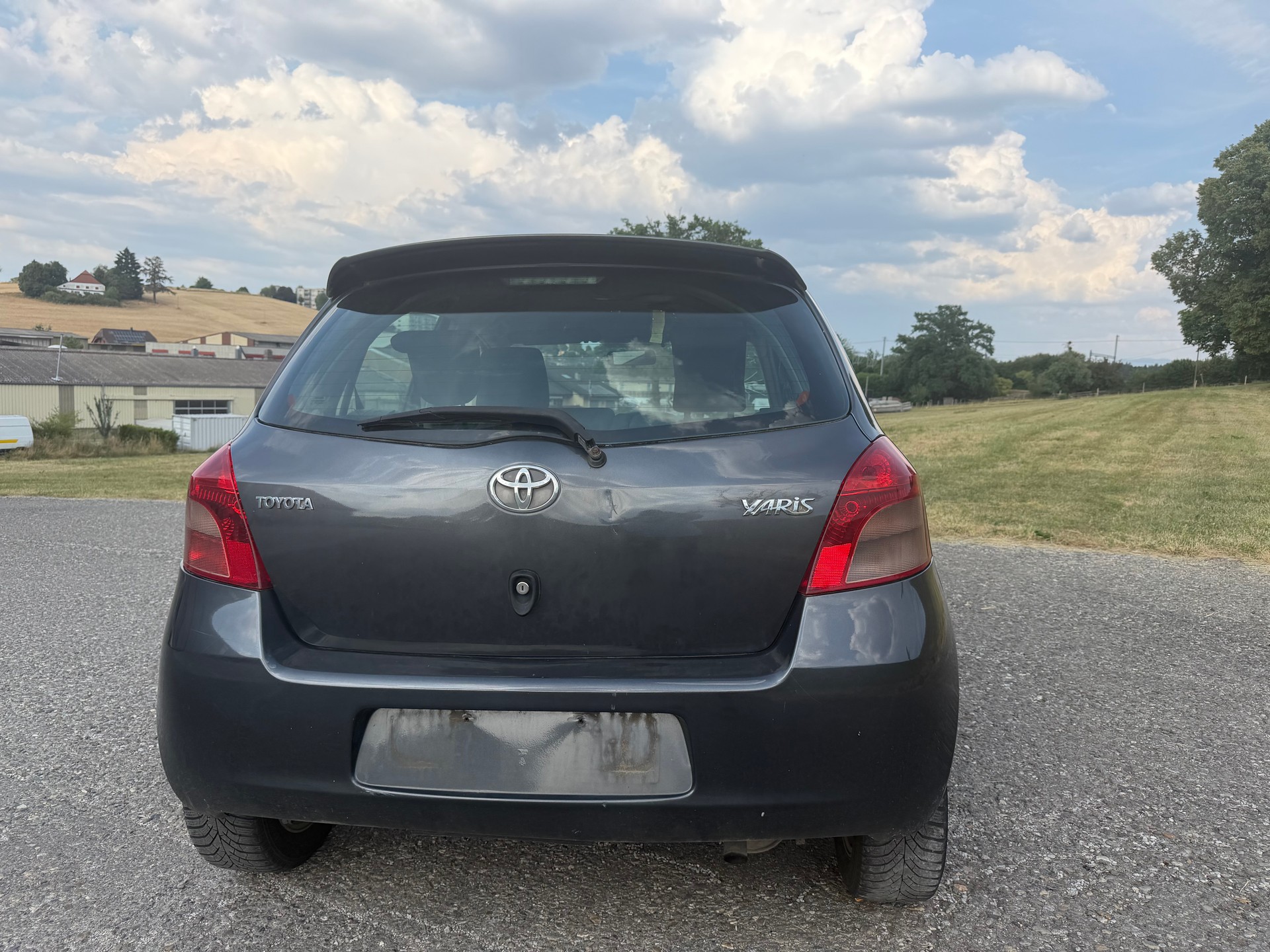 TOYOTA Yaris 1.3 Chic-image-10