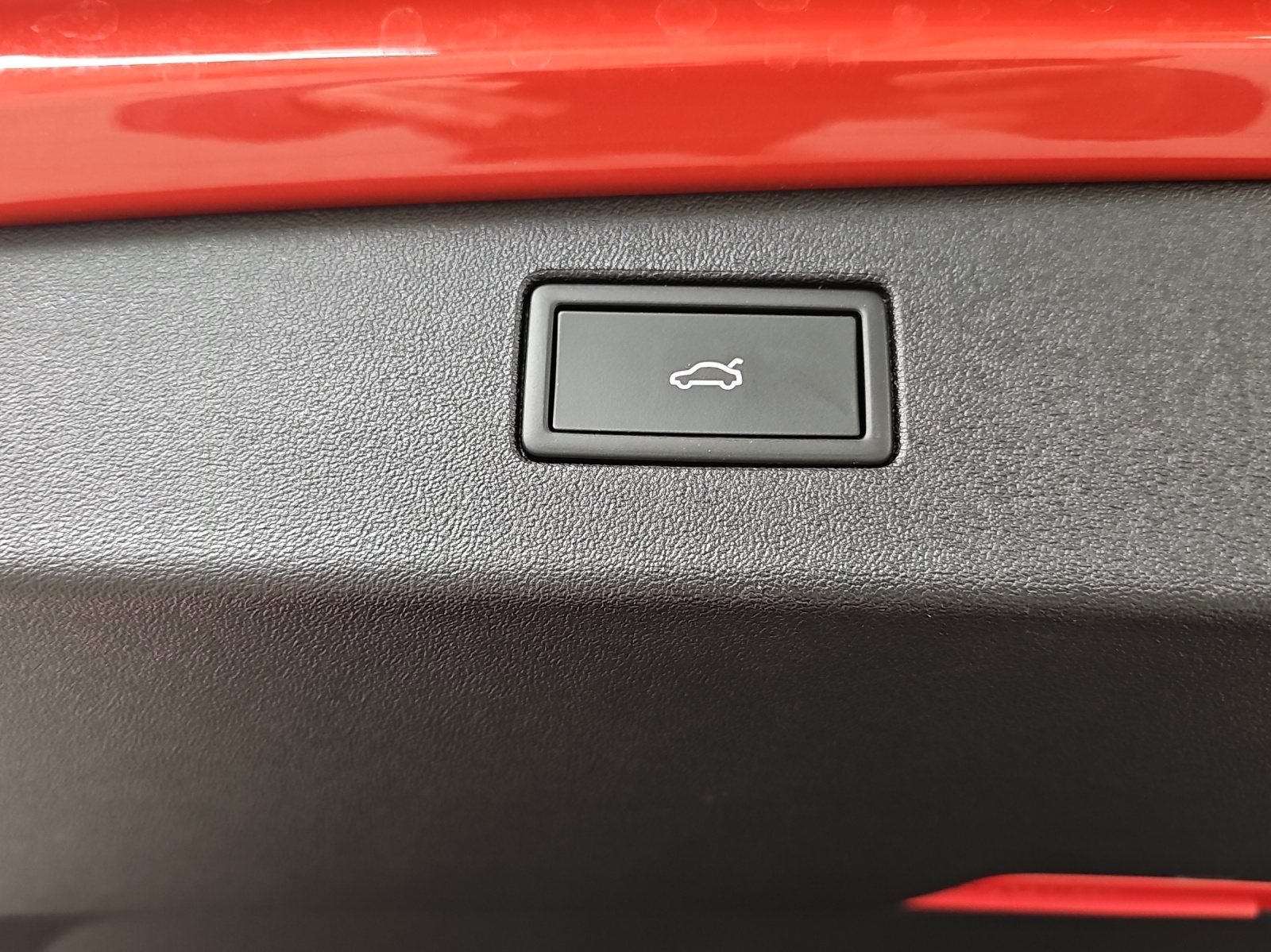 VW Tiguan 2.0 TSI DSG R-Line 4Motion-image-13