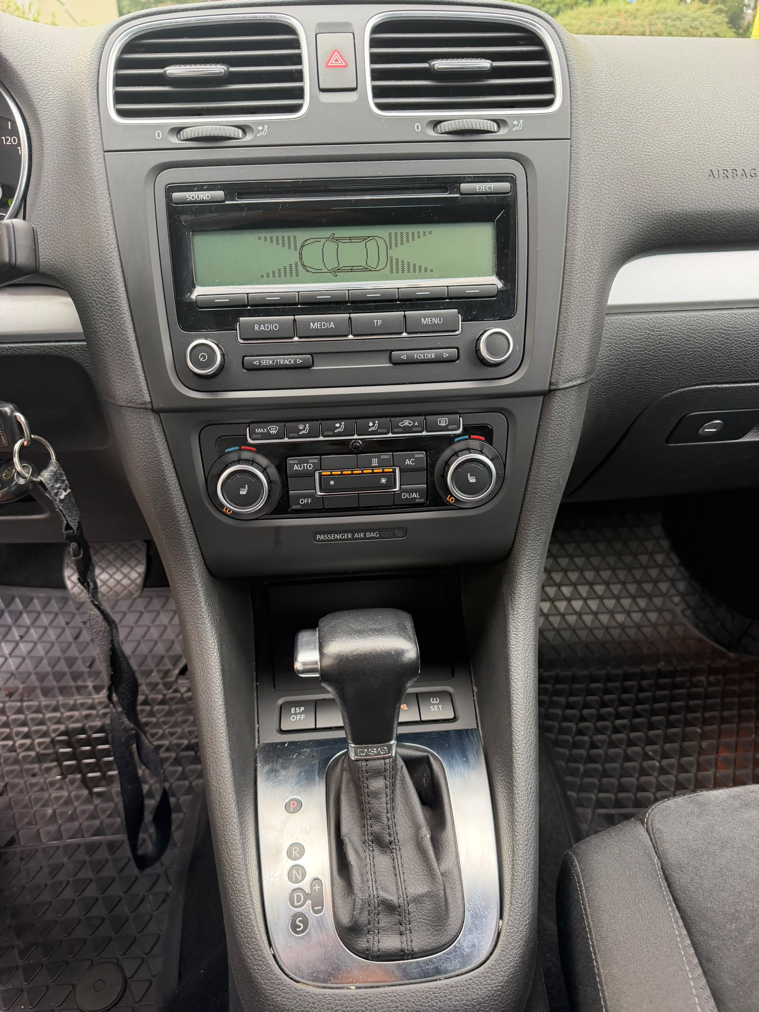 VW Golf 1.4 TSI Comfortline DSG-image-5