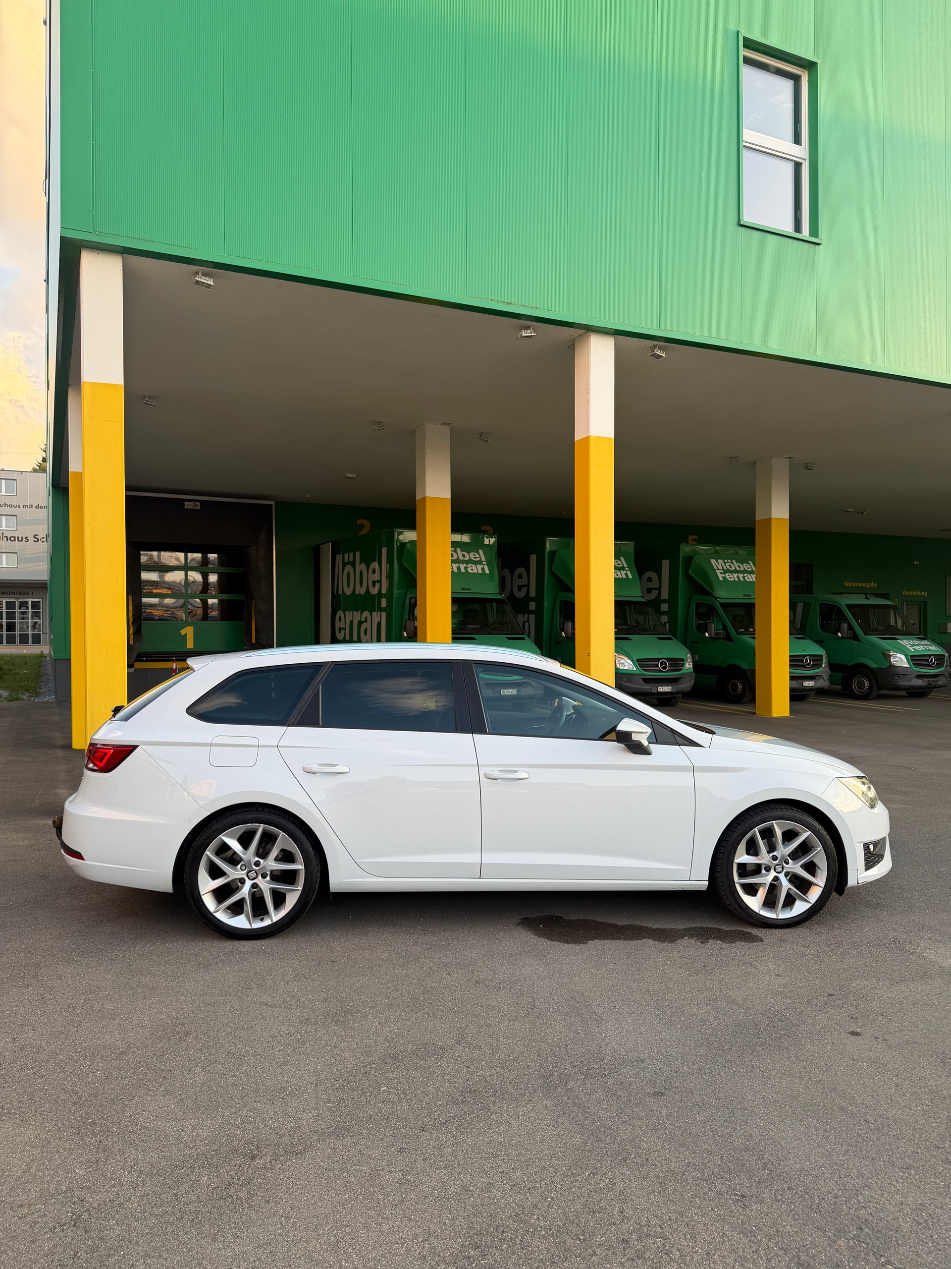 SEAT Leon ST 2.0 TDI FR-image-7