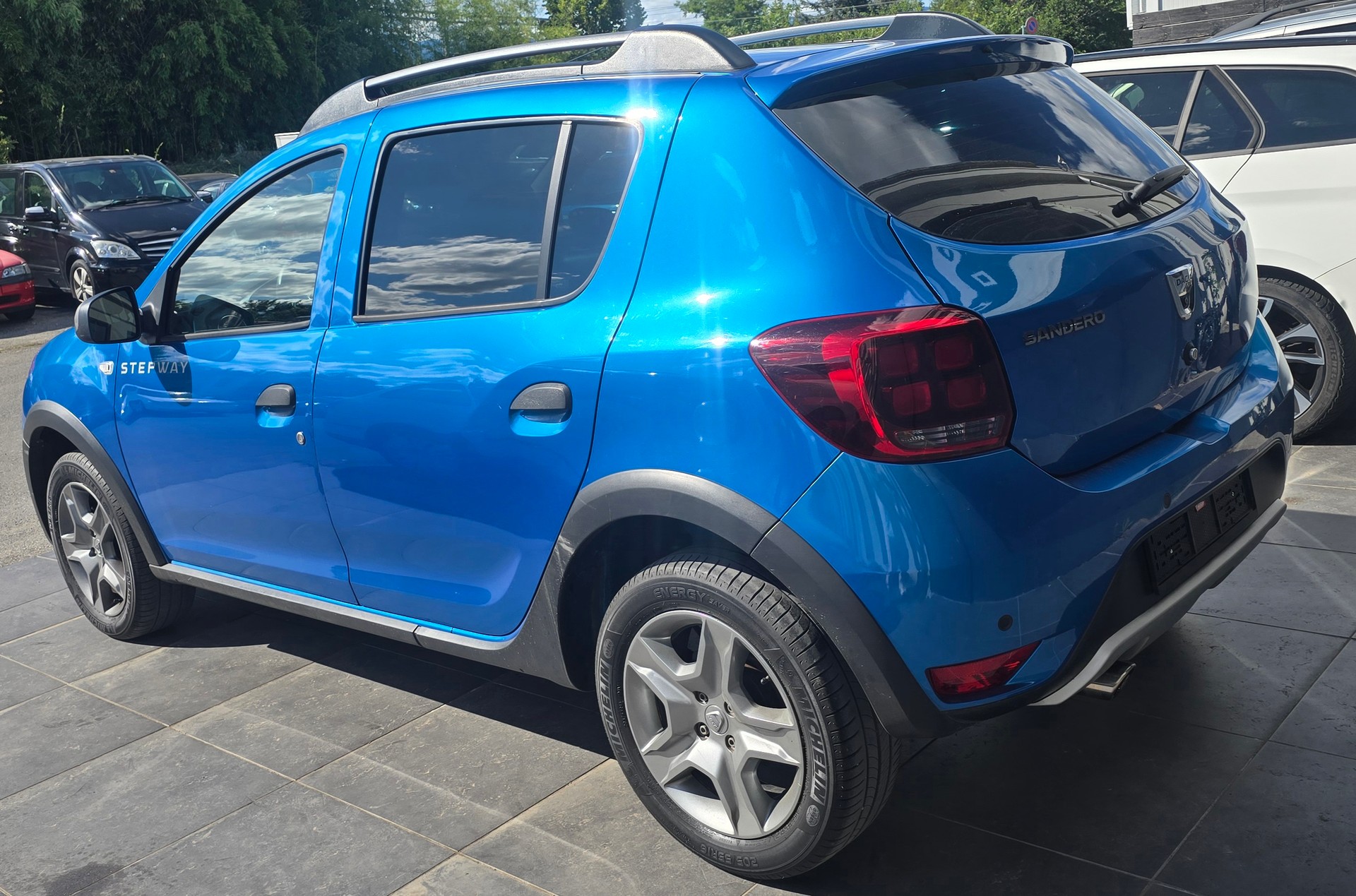 DACIA Sandero 1.0 Laureate-image-2