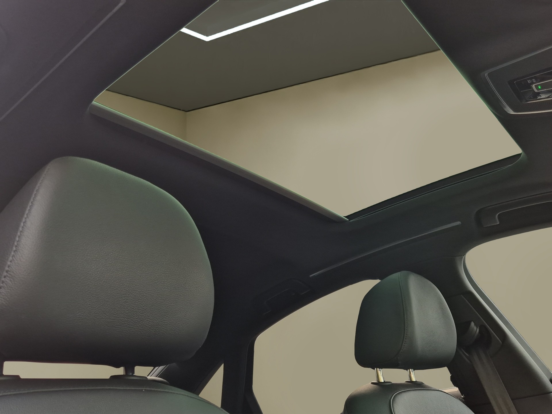 AUDI A8 50 TDI quattro tiptronic-image-21