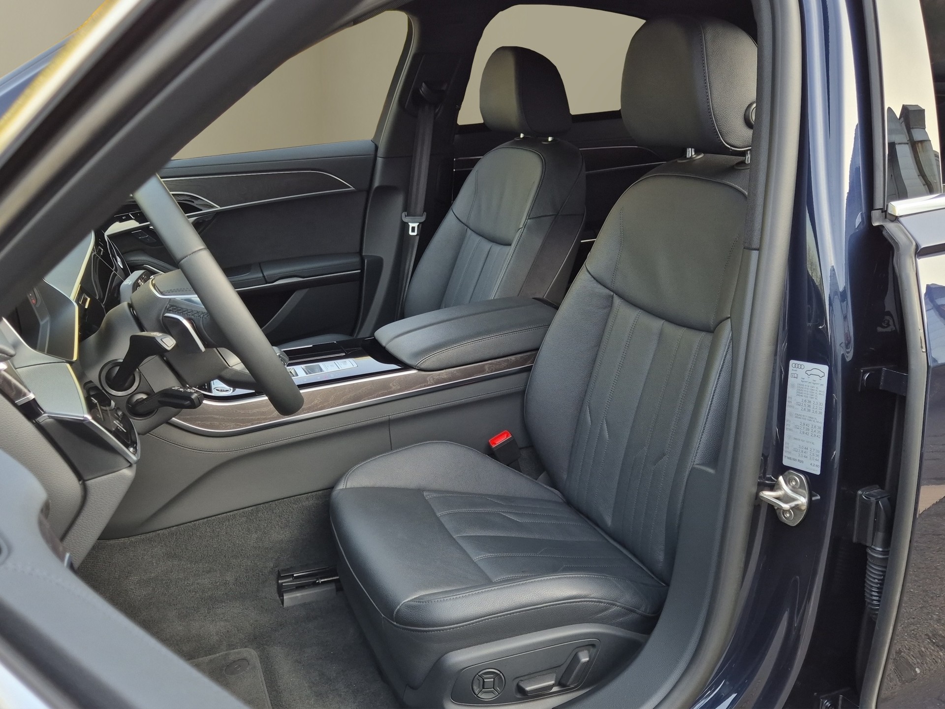 AUDI A8 50 TDI quattro tiptronic-image-8