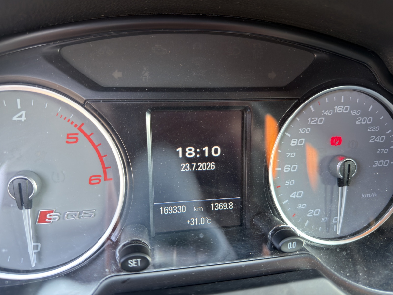 AUDI SQ5 3.0 TDI quattro tiptronic-image-8