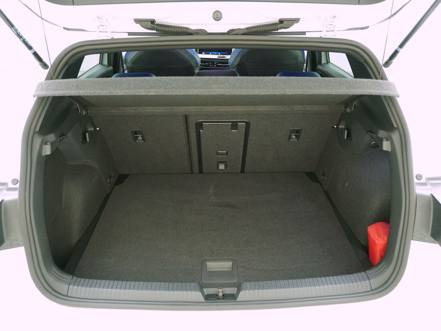 VW Golf 8.5 2.0 TSI DSG R Black Edition 4Motion **VW Werksgarantie bis 10/2030**-image-13