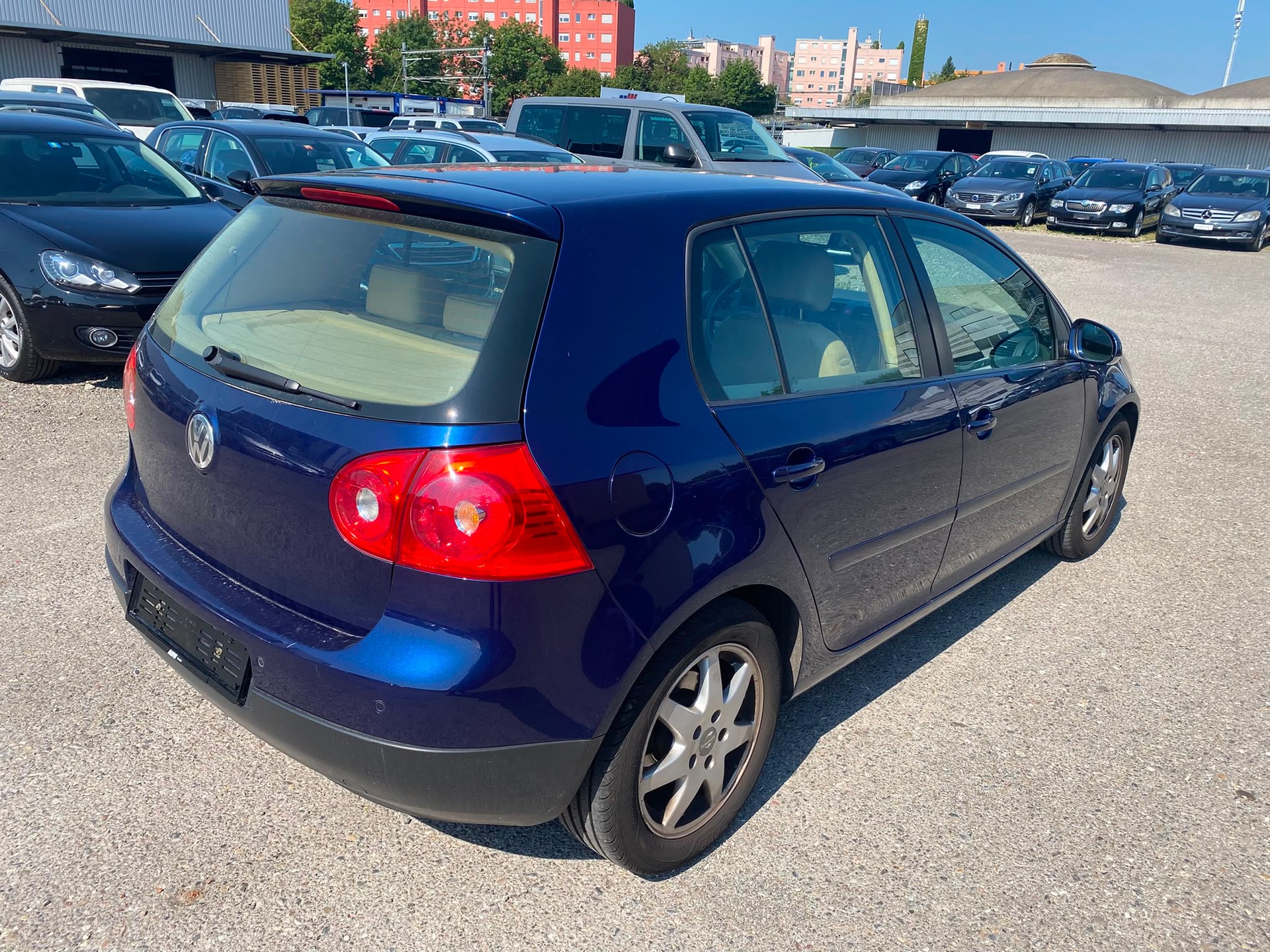 VW Golf 1.6 FSI Comfortline-image-2