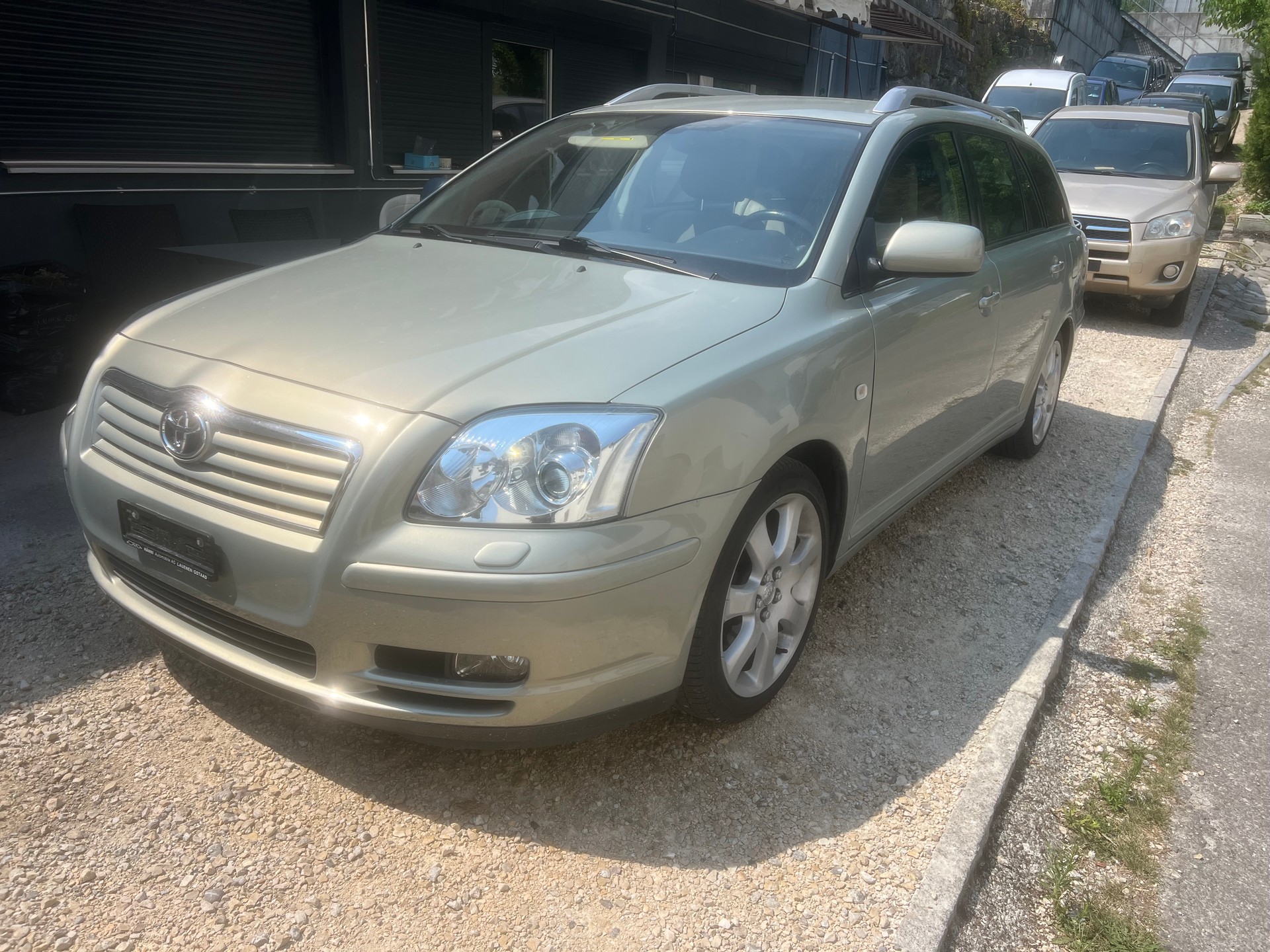 TOYOTA Avensis 2.4 D4 VVT-i Linea Sol Sportswagon T-Step5-image-2