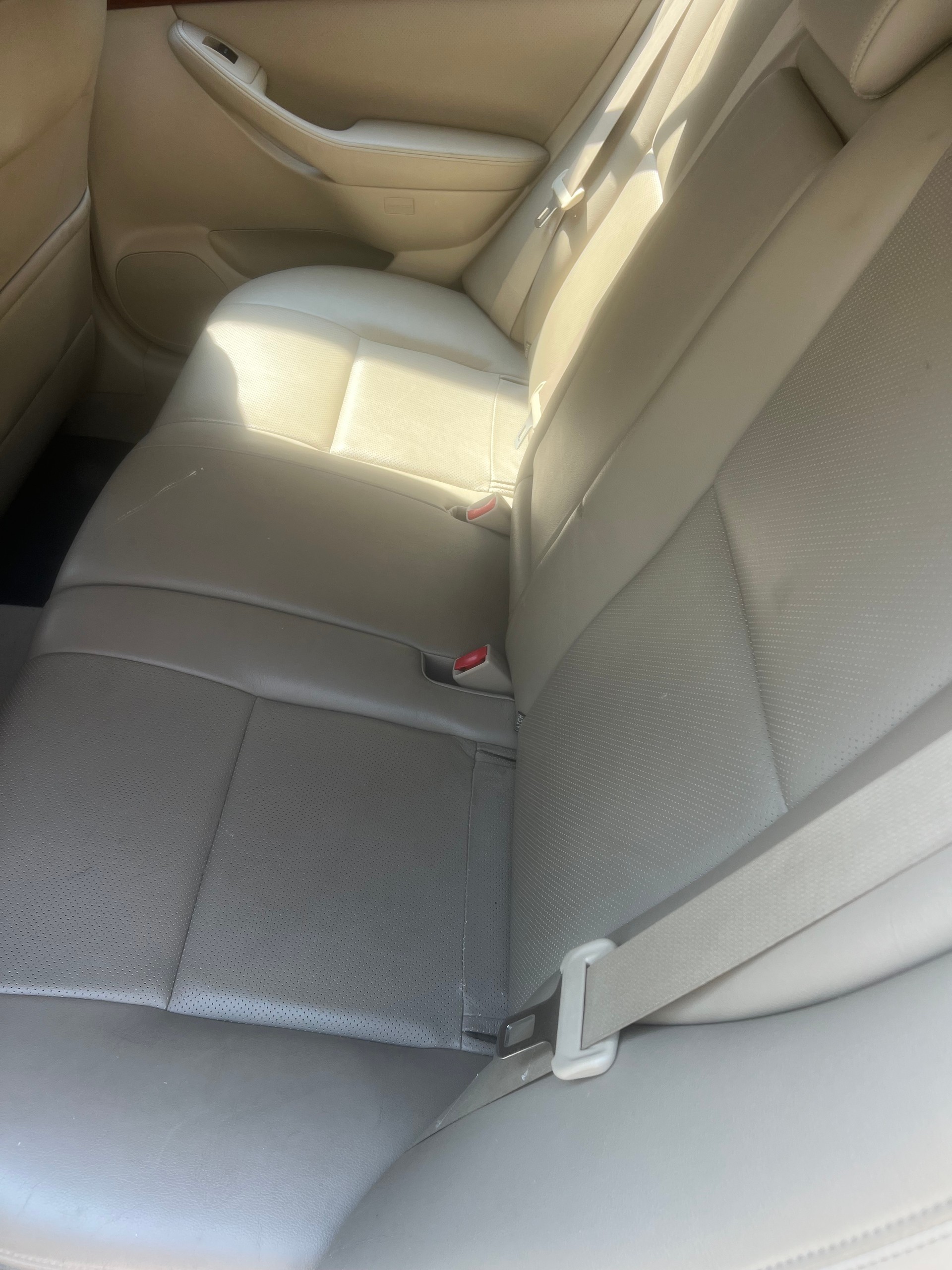 TOYOTA Avensis 2.4 D4 VVT-i Linea Sol Sportswagon T-Step5-image-6