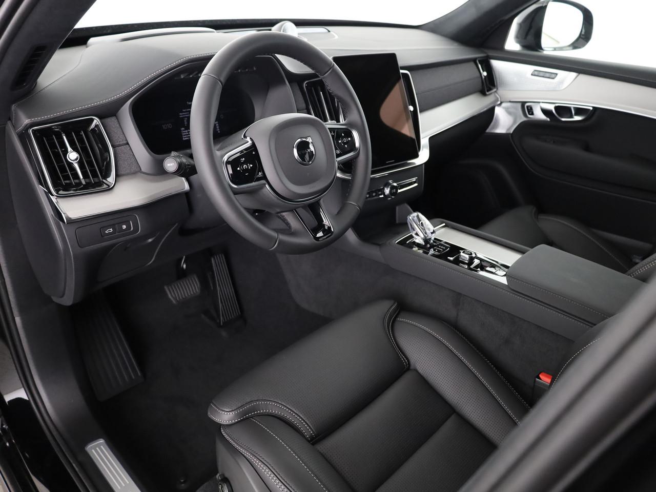 VOLVO XC90 2.0 T8 TE Black Edition eAWD-image-7