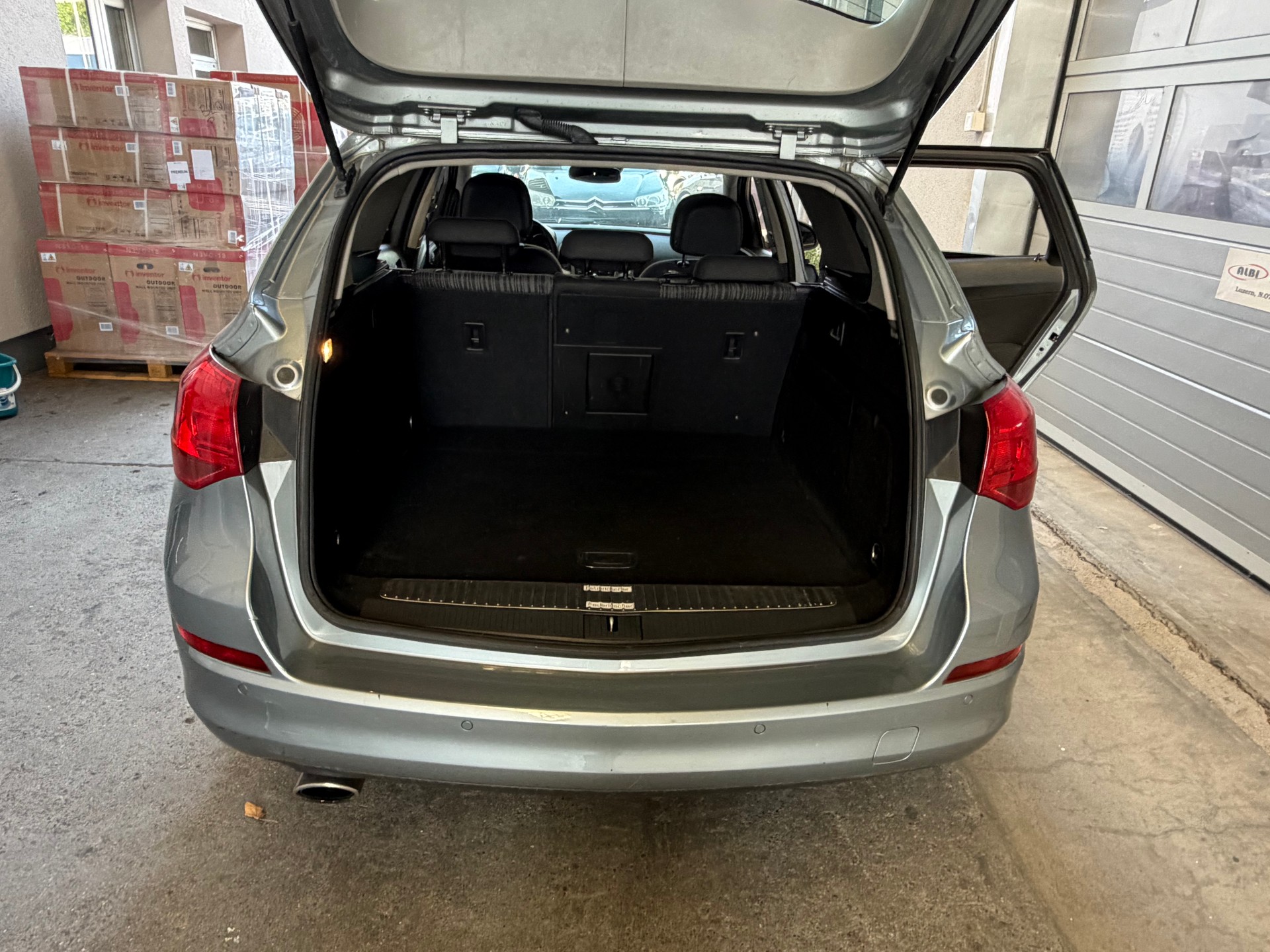OPEL Astra SportsTourer 2.0 CDTi Enjoy Automatic-image-8