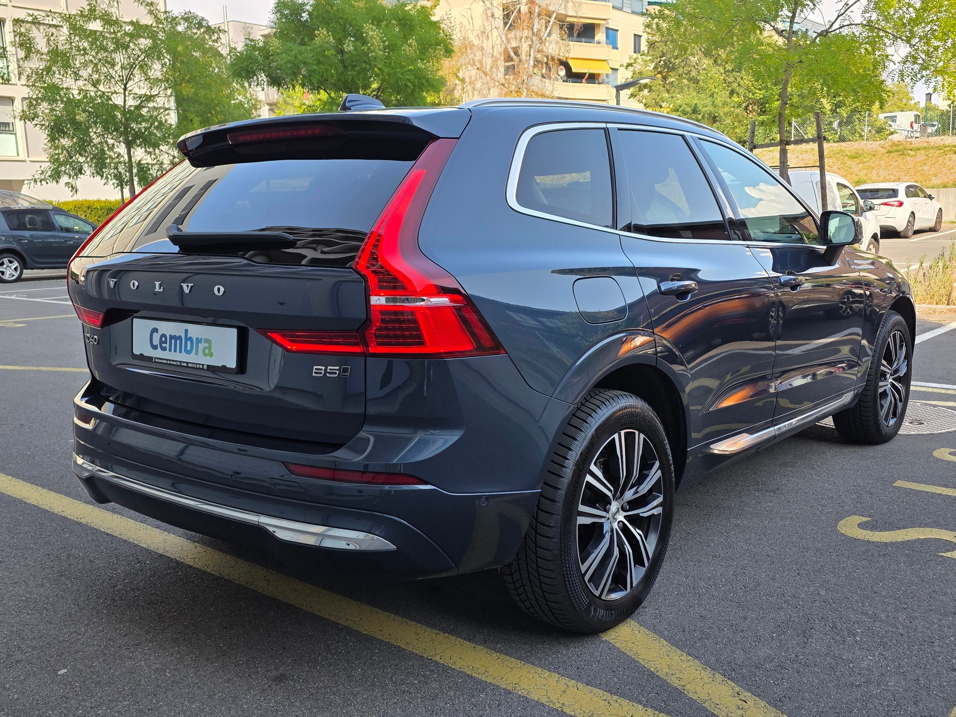 VOLVO XC60 B5 Diesel Mild Hybrid AWD Inscription Geartronic-image-3
