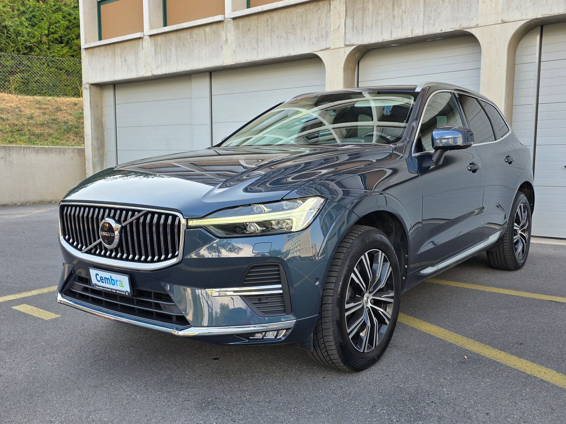 VOLVO XC60 B5 Diesel Mild Hybrid AWD Inscription Geartronic-image-0