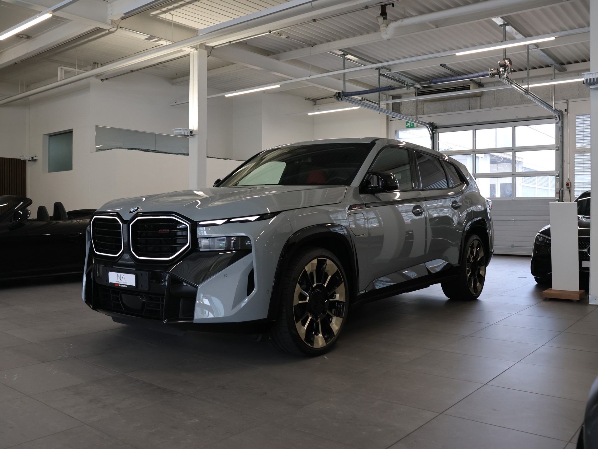 BMW XM xDrive PHEV Steptronic Label *Panoramadach* *360 Kamera* *Bowers & Wilkins*-image-3