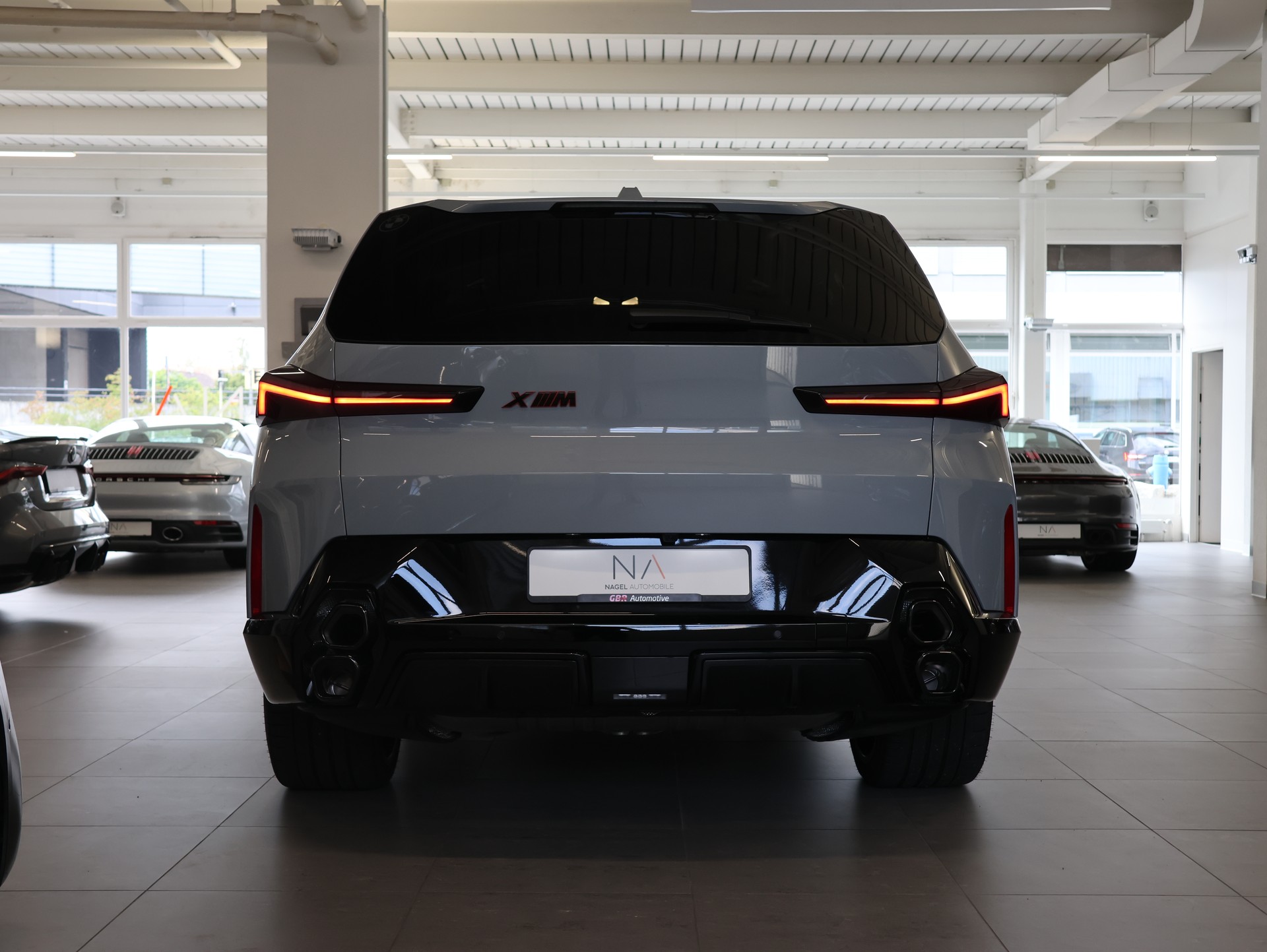 BMW XM xDrive PHEV Steptronic Label *Panoramadach* *360 Kamera* *Bowers & Wilkins*-image-4