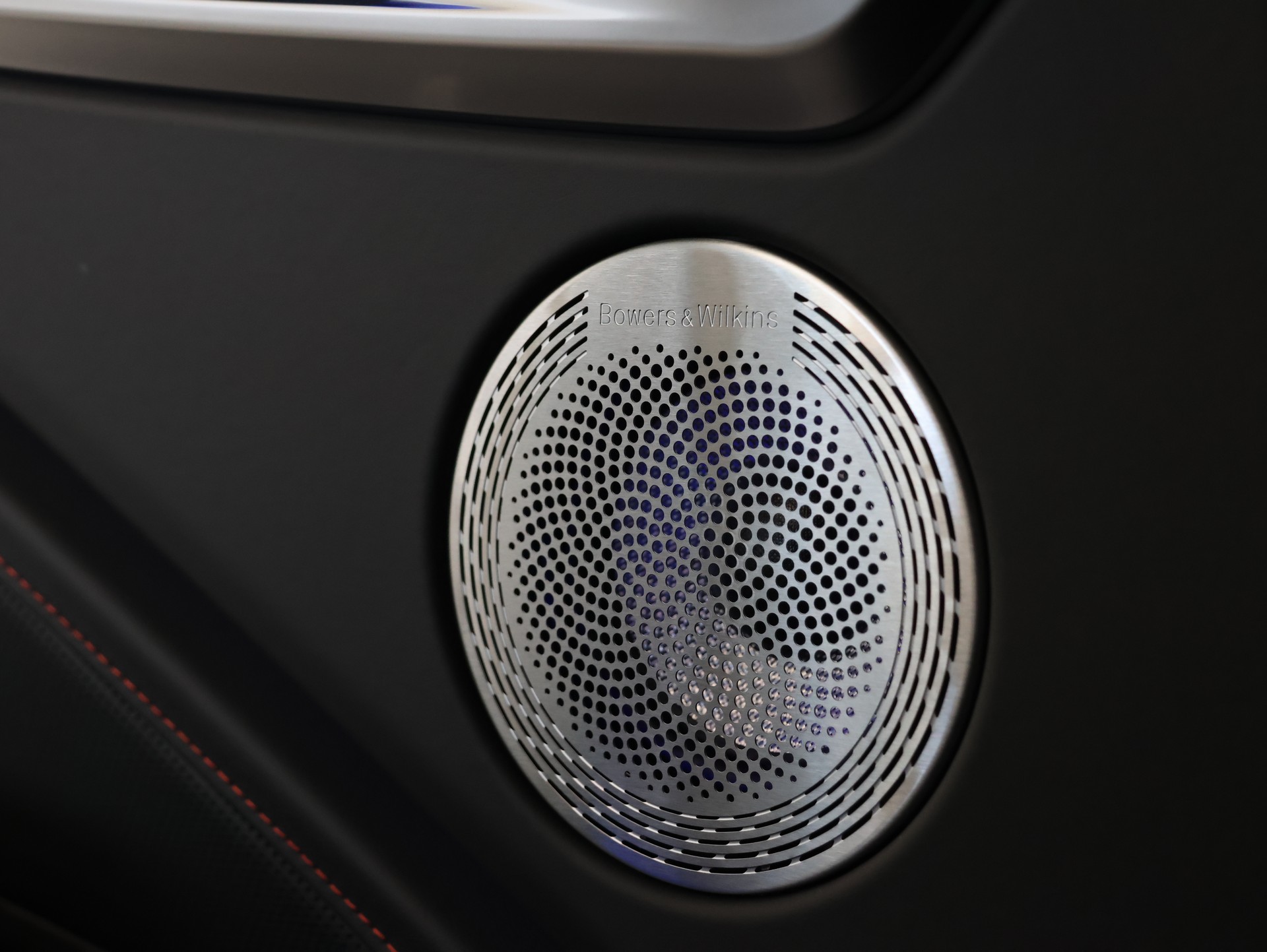 BMW XM xDrive PHEV Steptronic Label *Panoramadach* *360 Kamera* *Bowers & Wilkins*-image-47