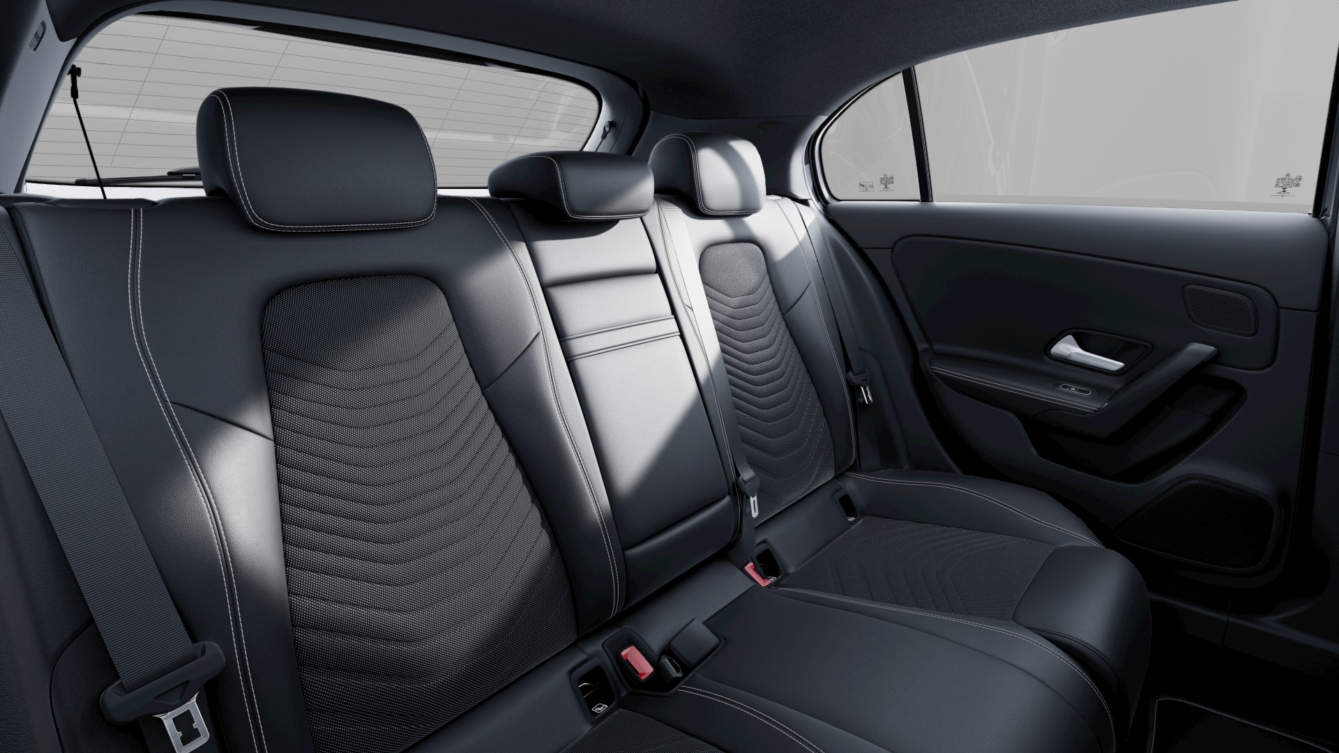 MERCEDES-BENZ A 250 e EQ Star 8G-DCT-image-8