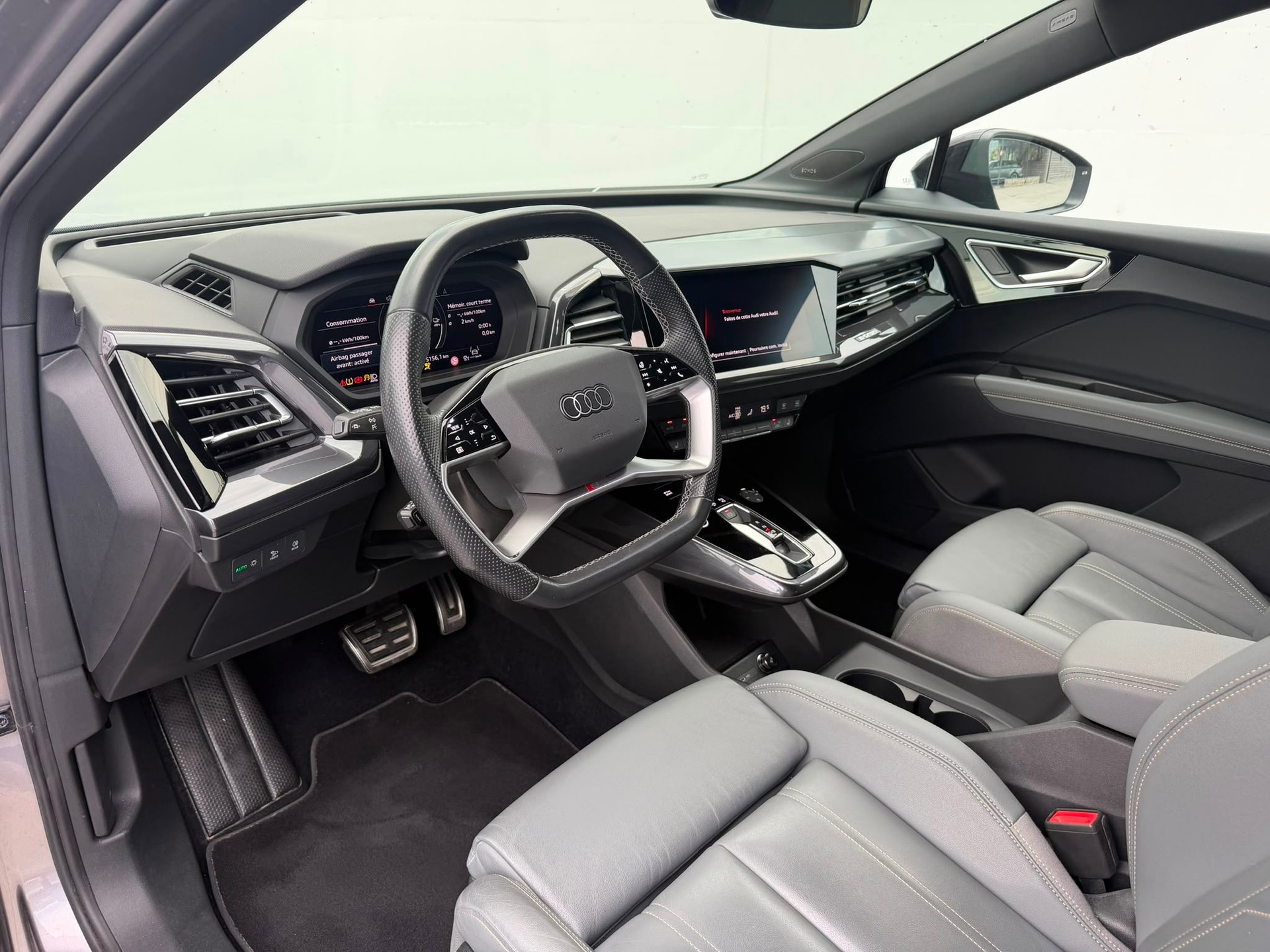 AUDI Q4 Sportback e-tron 50 quattro-image-8