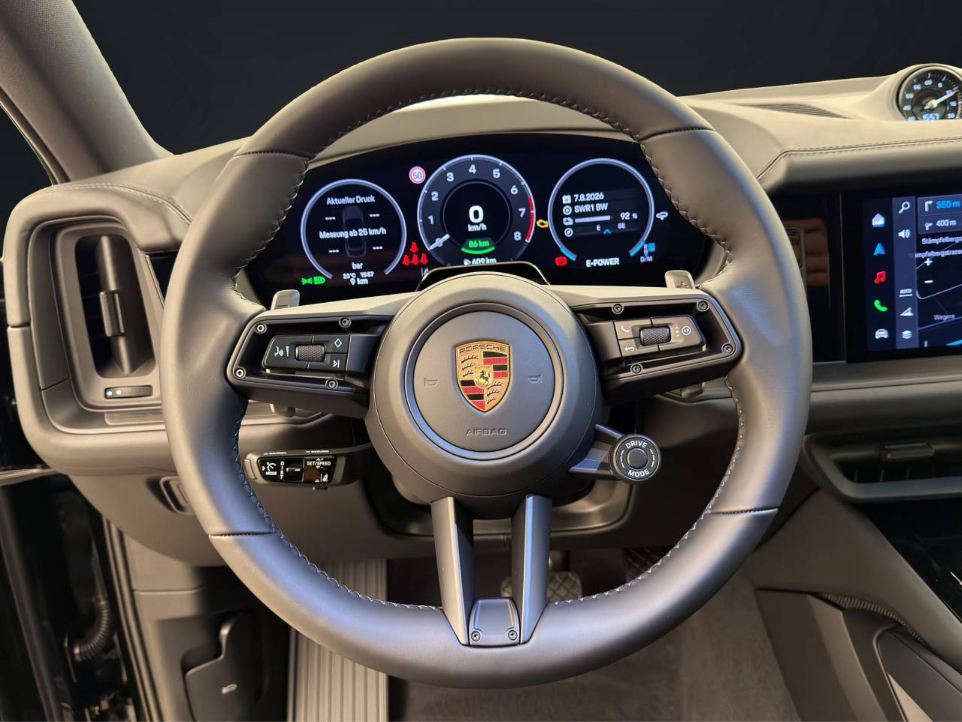 PORSCHE Cayenne E-Hybrid Coupé Black Edition-image-13