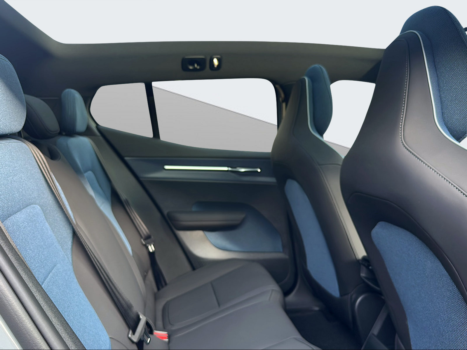 VOLVO EX 30 P8 Ultra AWD-image-12