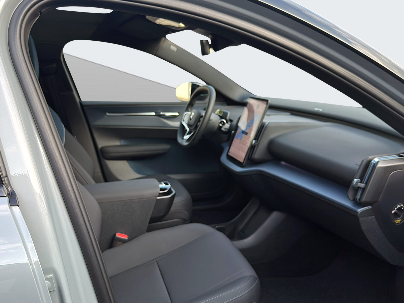 VOLVO EX 30 P8 Ultra AWD-image-13