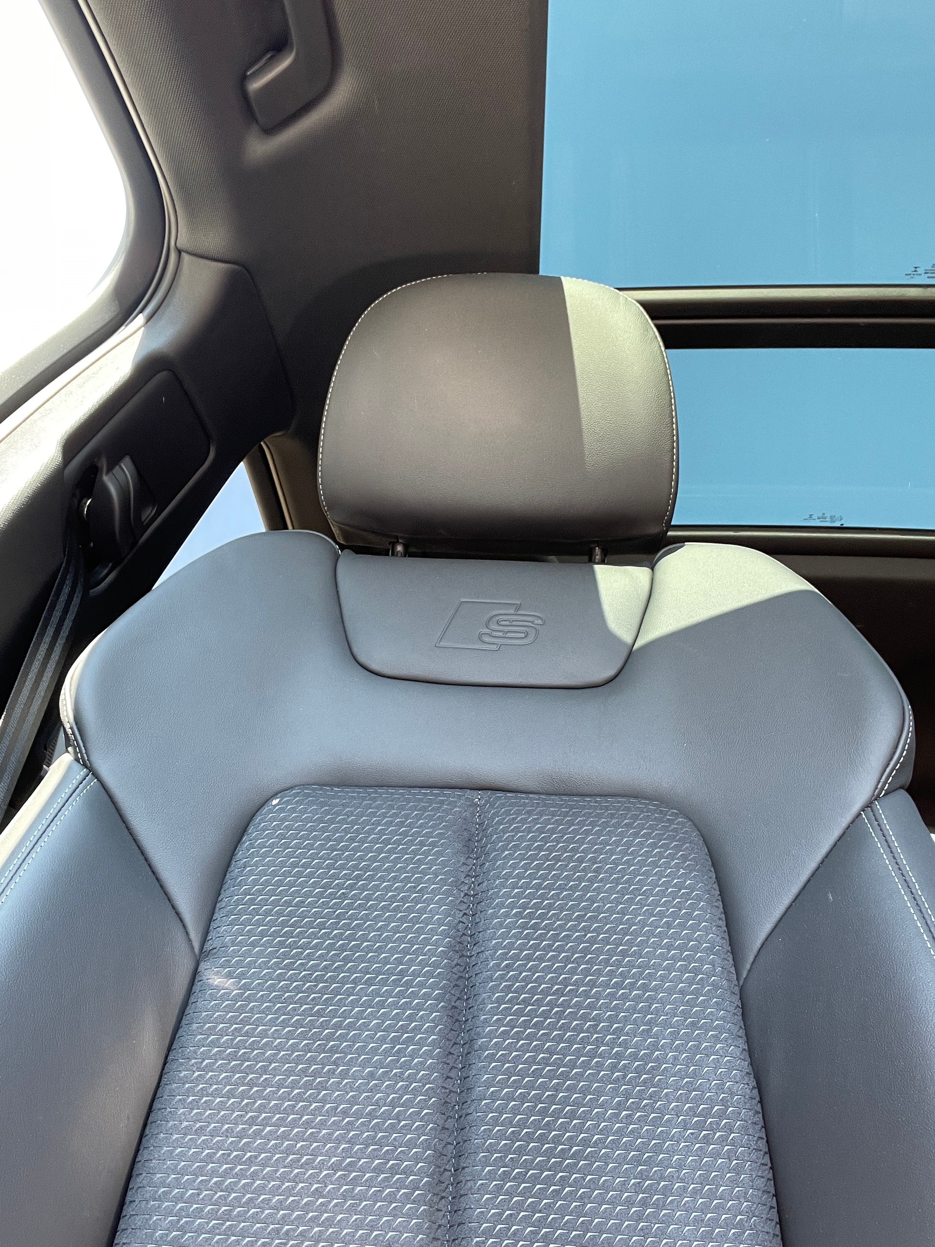 AUDI e-tron 50 Sportback quattro-image-13