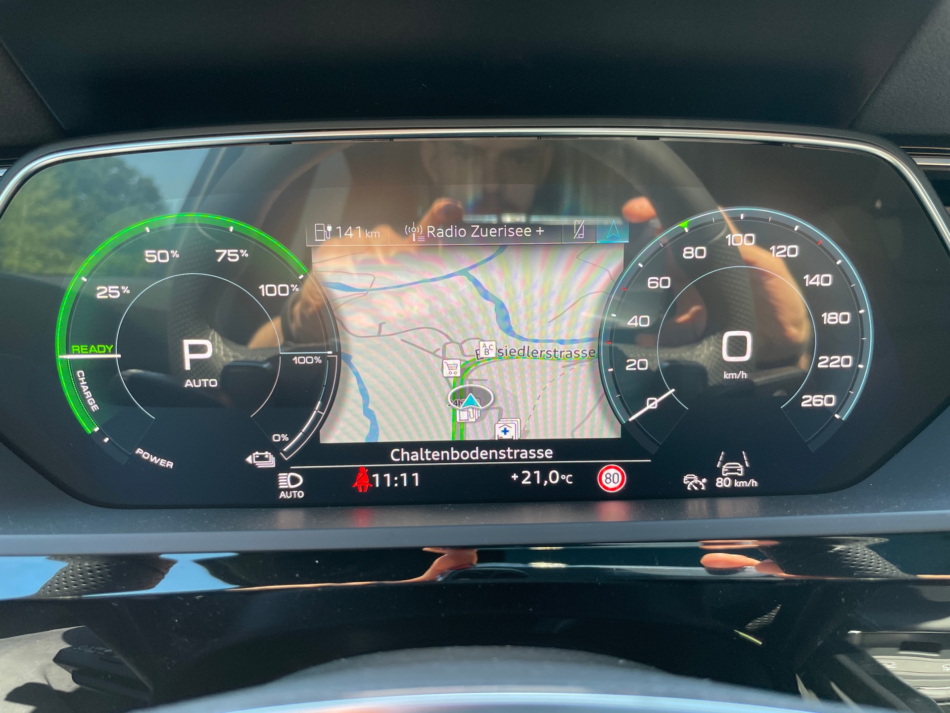 AUDI e-tron 50 Sportback quattro-image-23