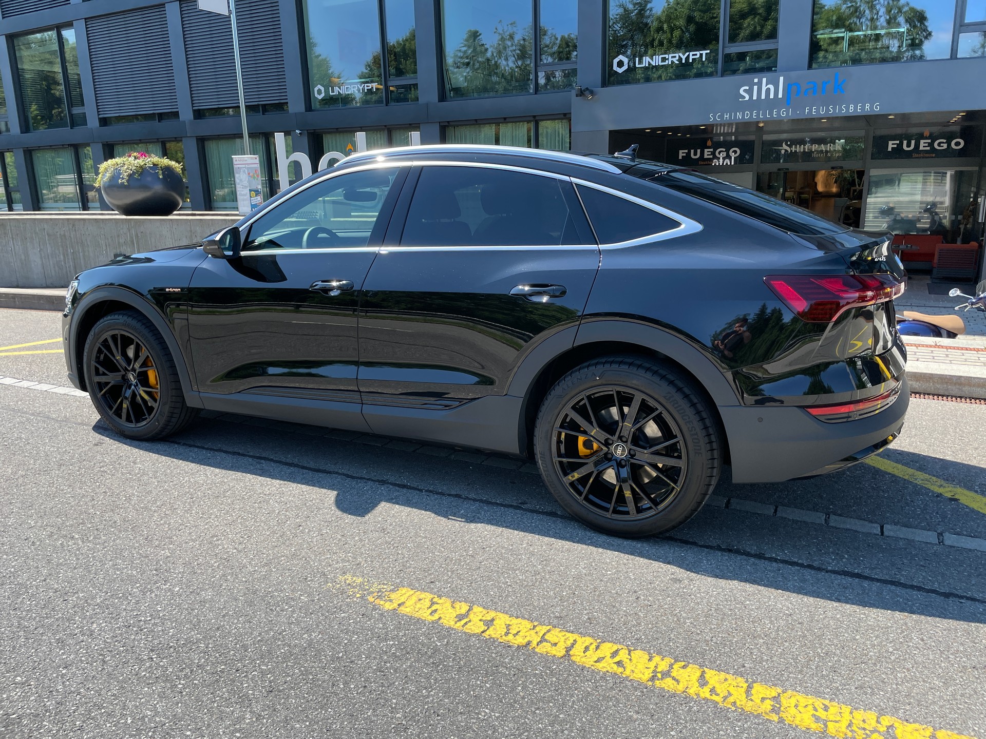 AUDI e-tron 50 Sportback quattro-image-7