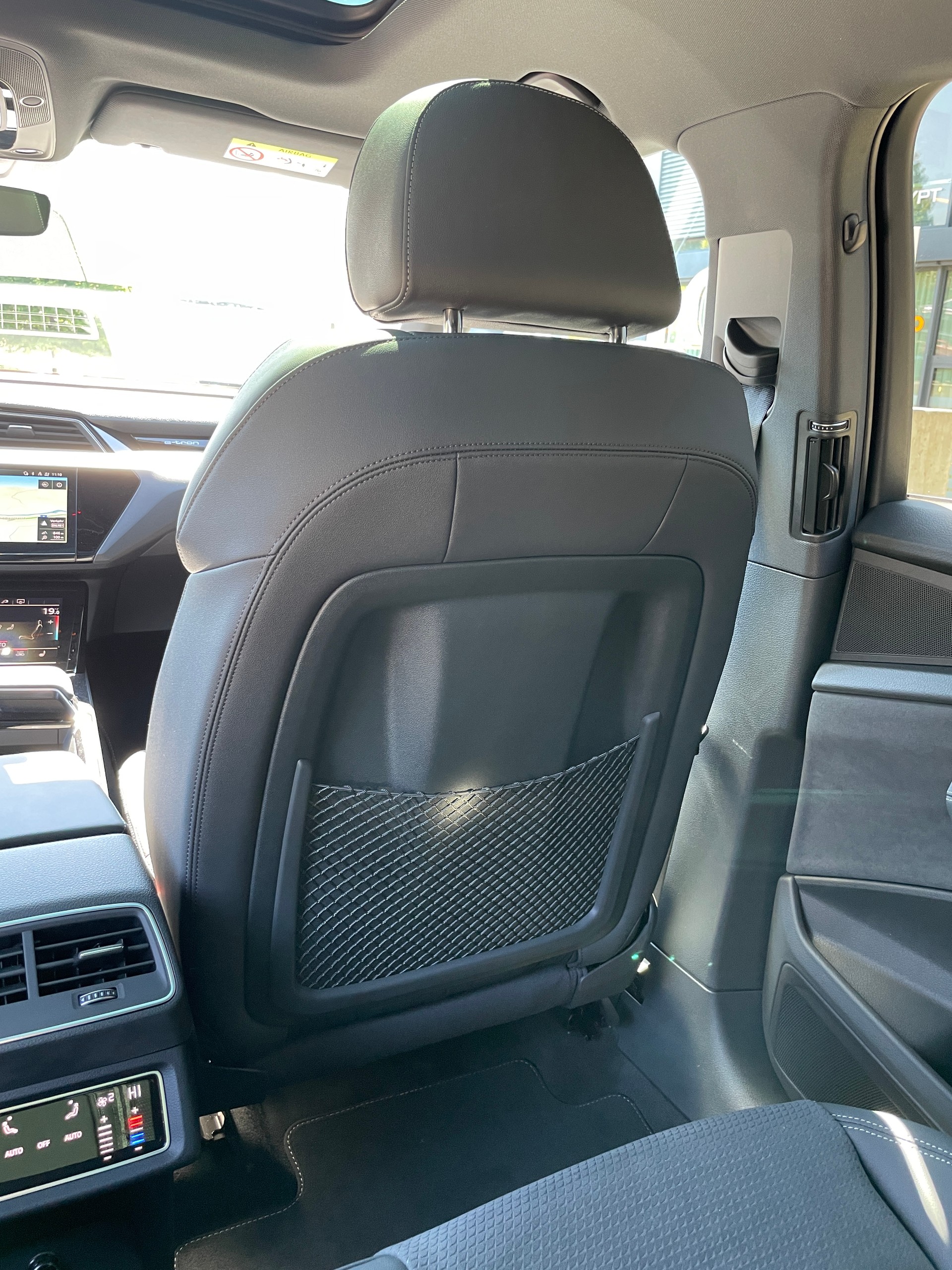 AUDI e-tron 50 Sportback quattro-image-16