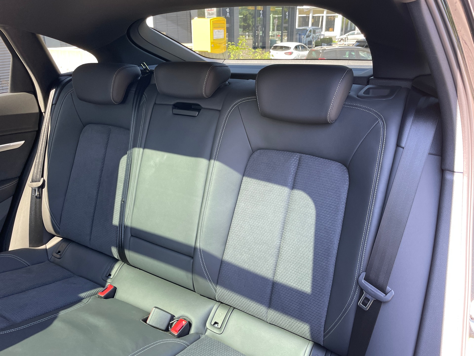 AUDI e-tron 50 Sportback quattro-image-14