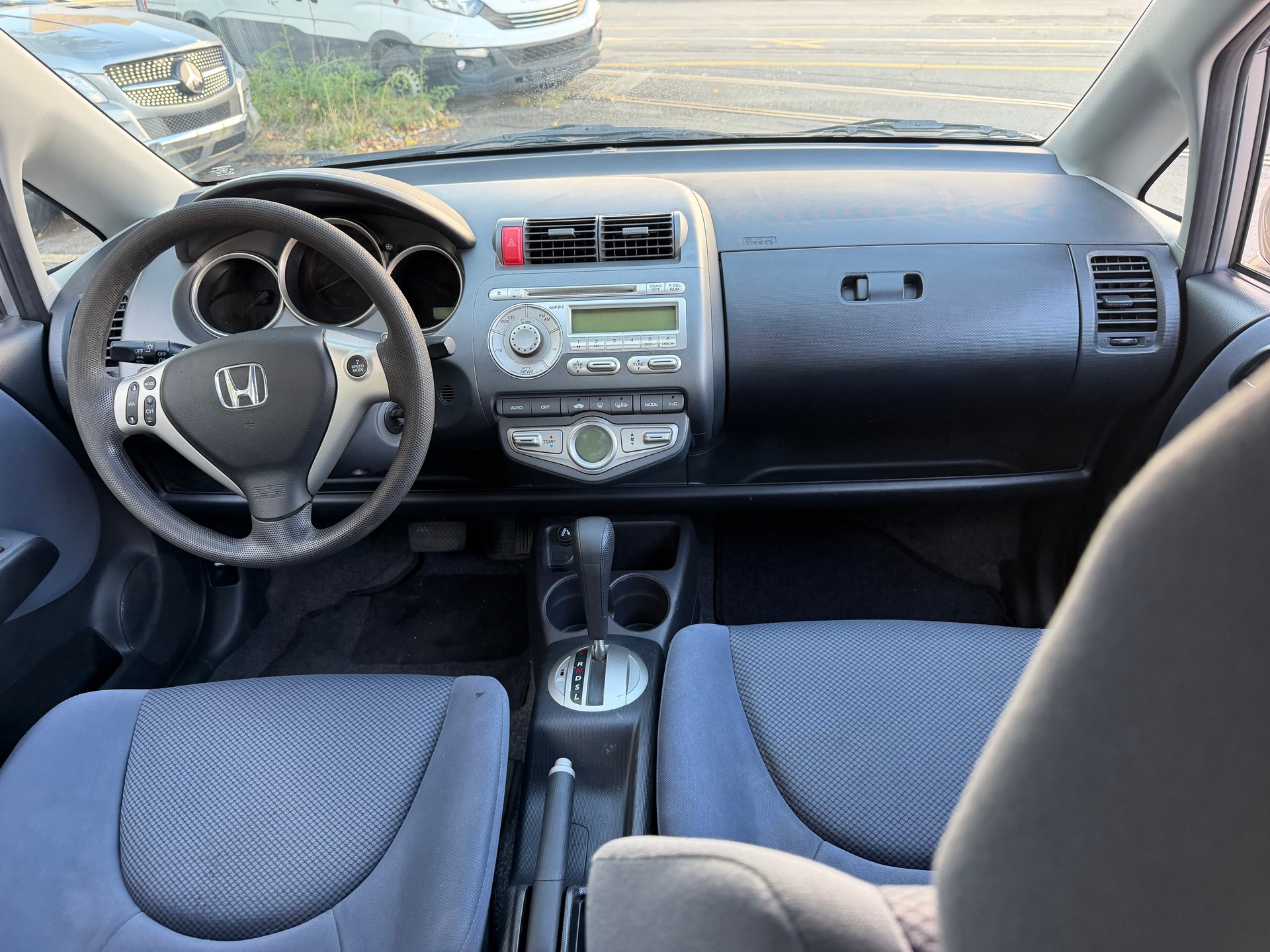 HONDA Jazz 1.4i LS-image-8
