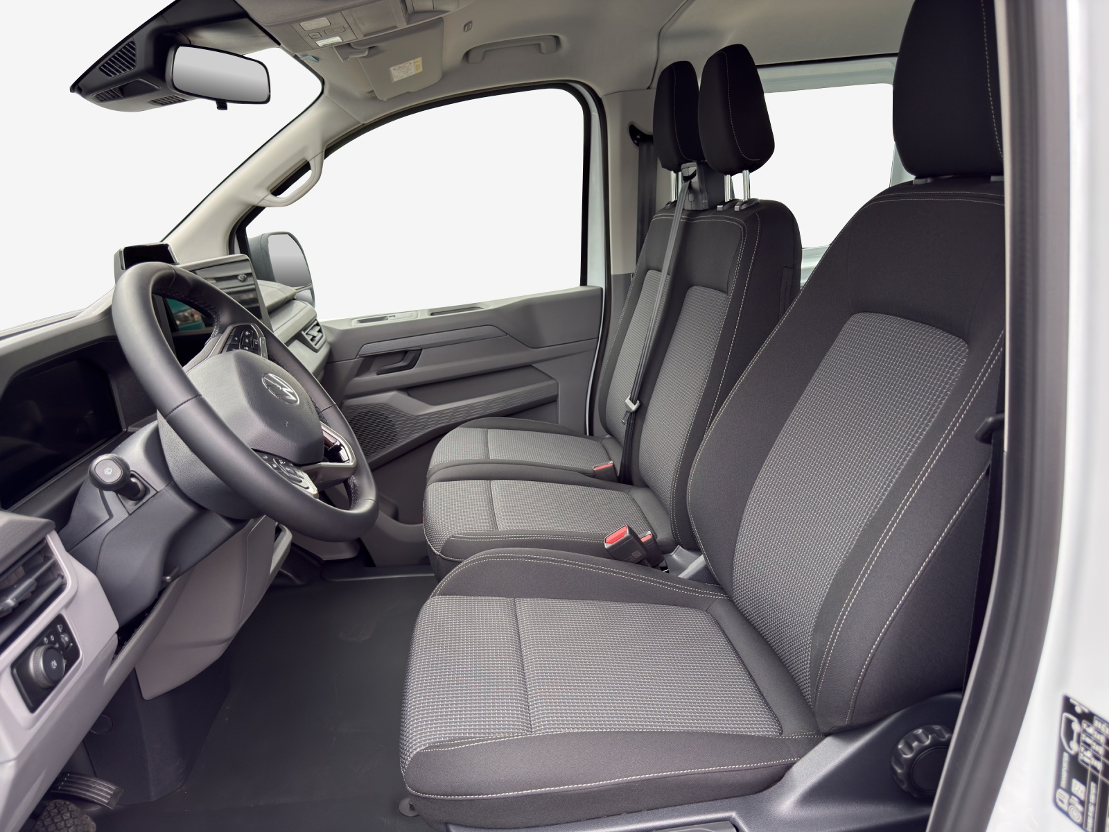 VW Transporter 2.0 TDI-image-0