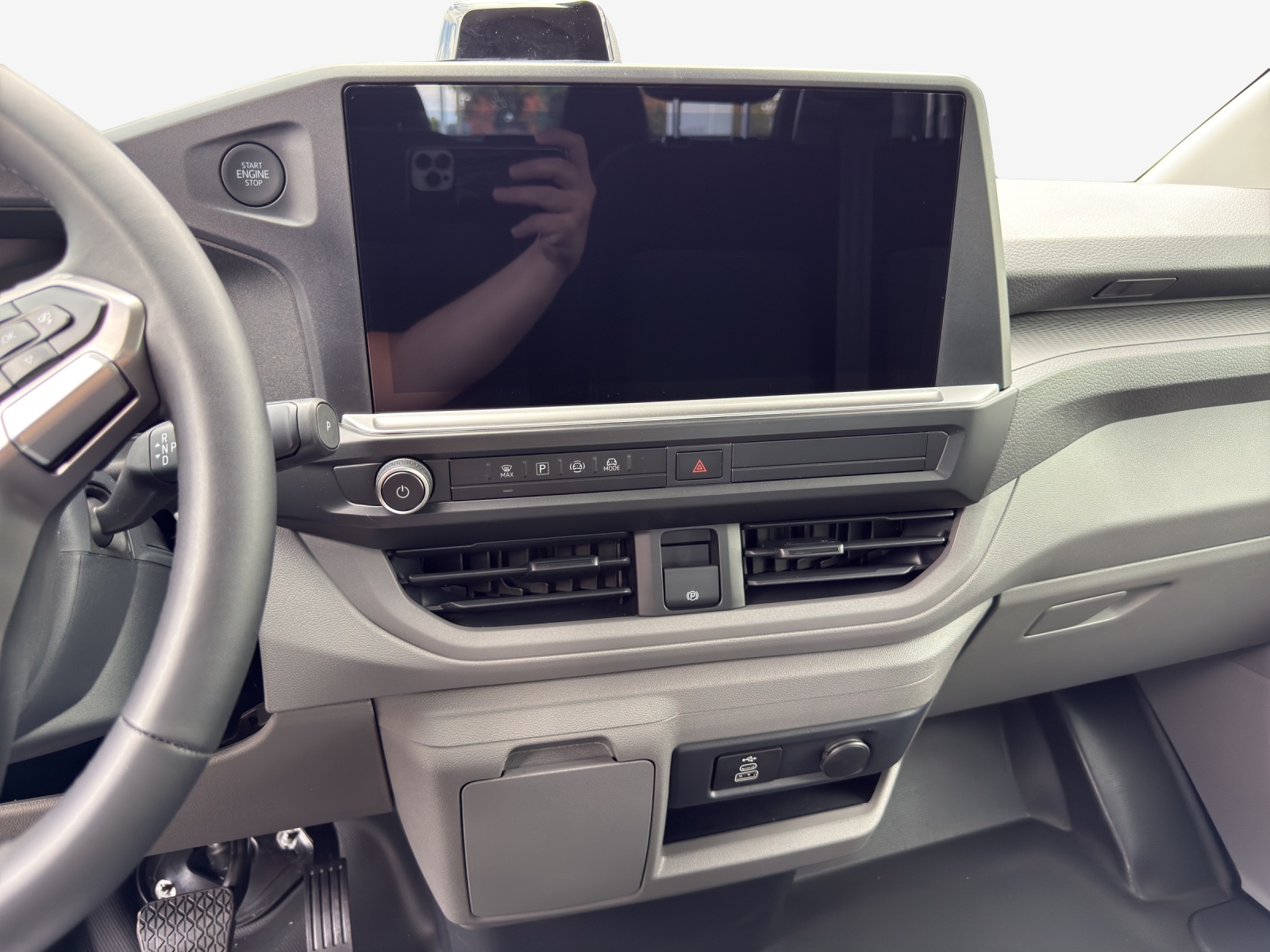 VW Transporter 2.0 TDI-image-3