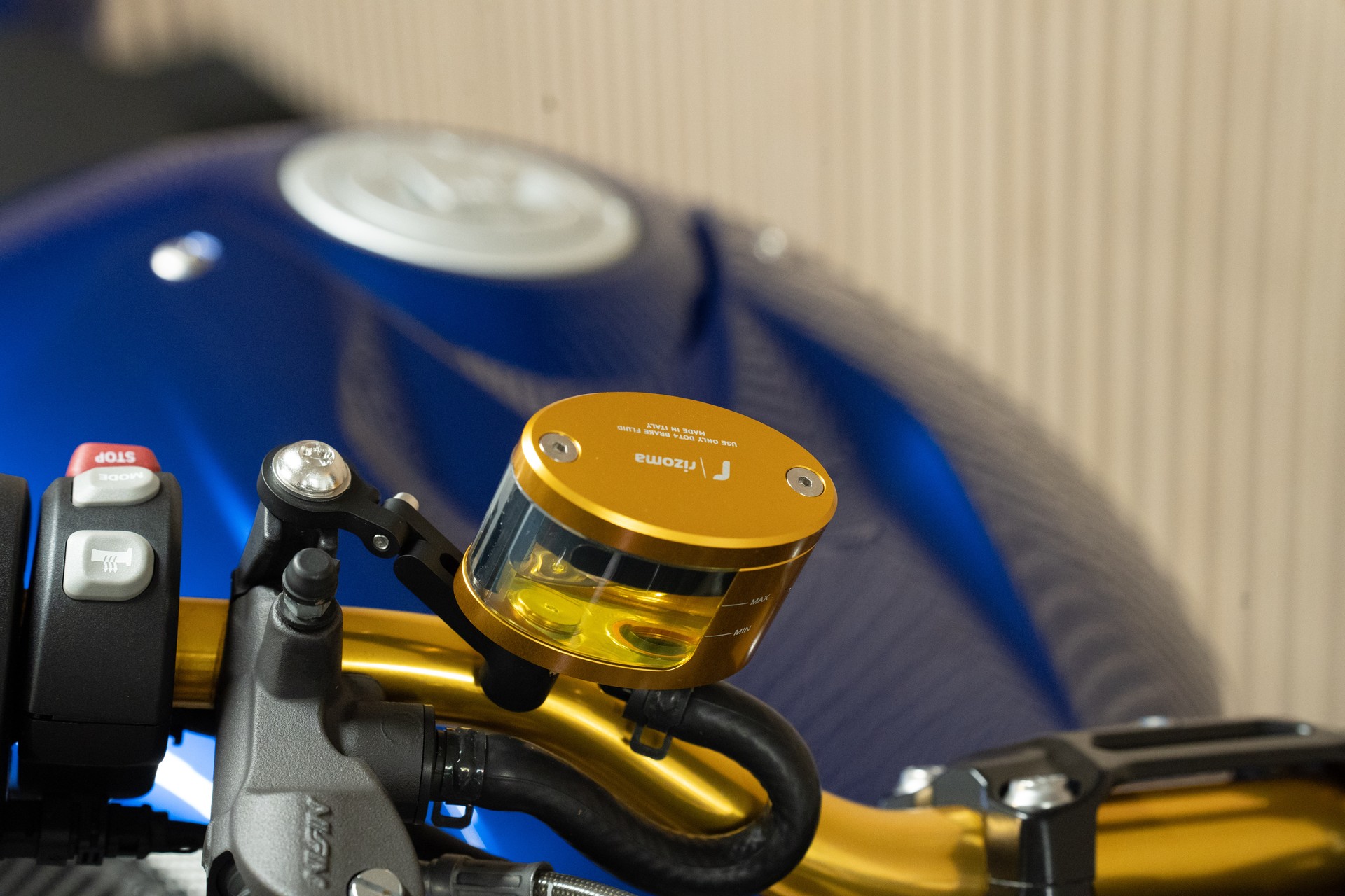 BMW S 1000 R-image-12