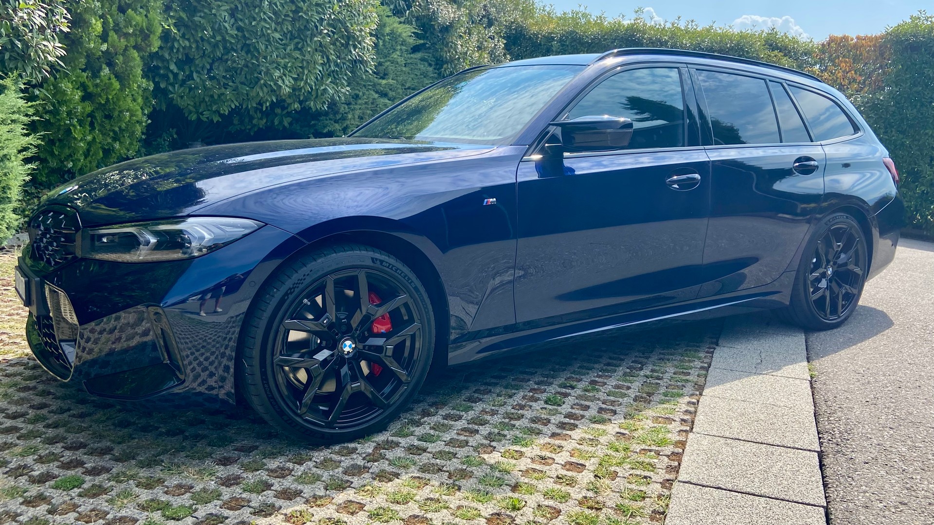 BMW M340i xDrive-image-1