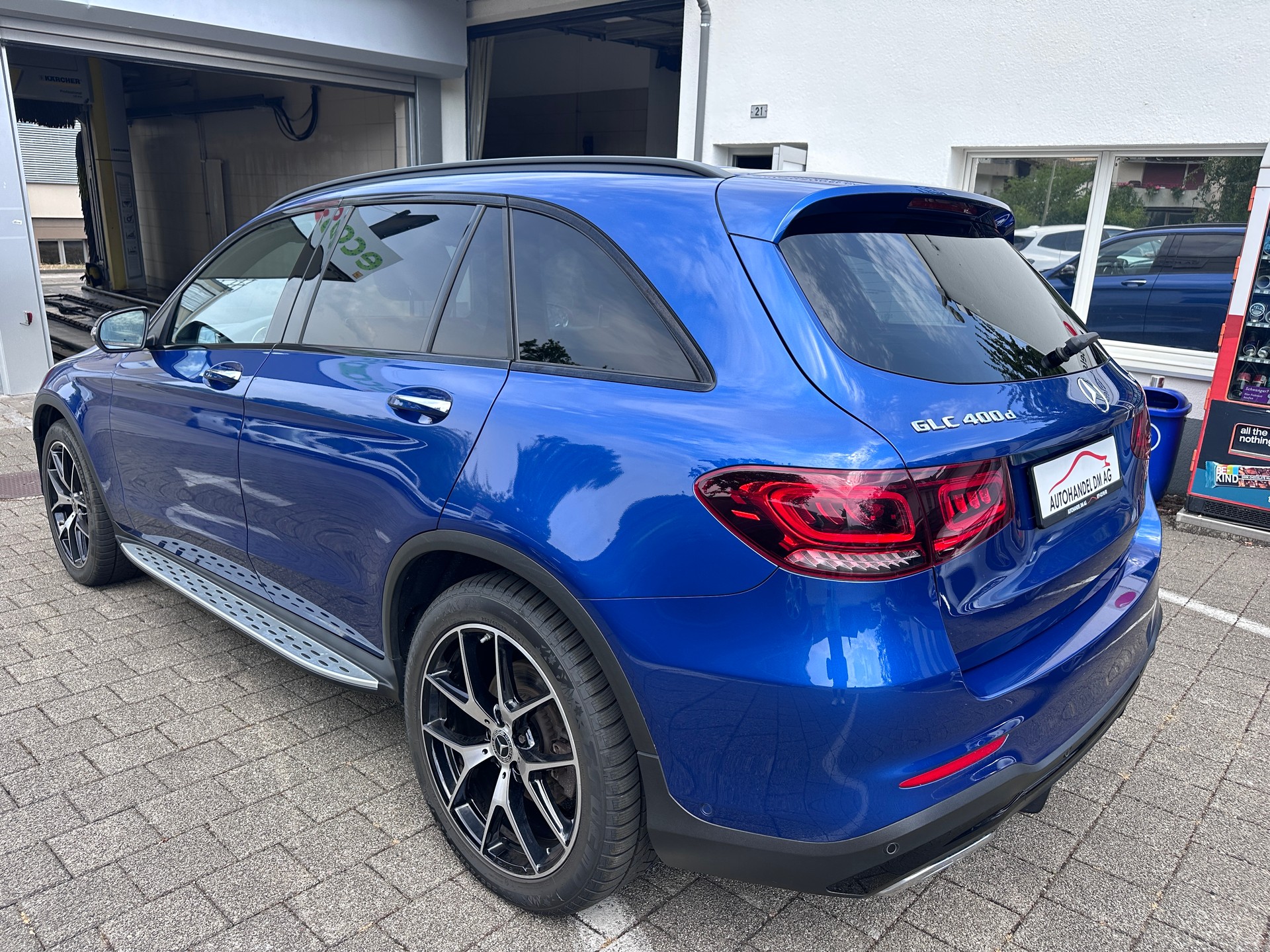 MERCEDES-BENZ GLC 400 d 4Matic AMG Line Plus 9G-Tronic-image-3