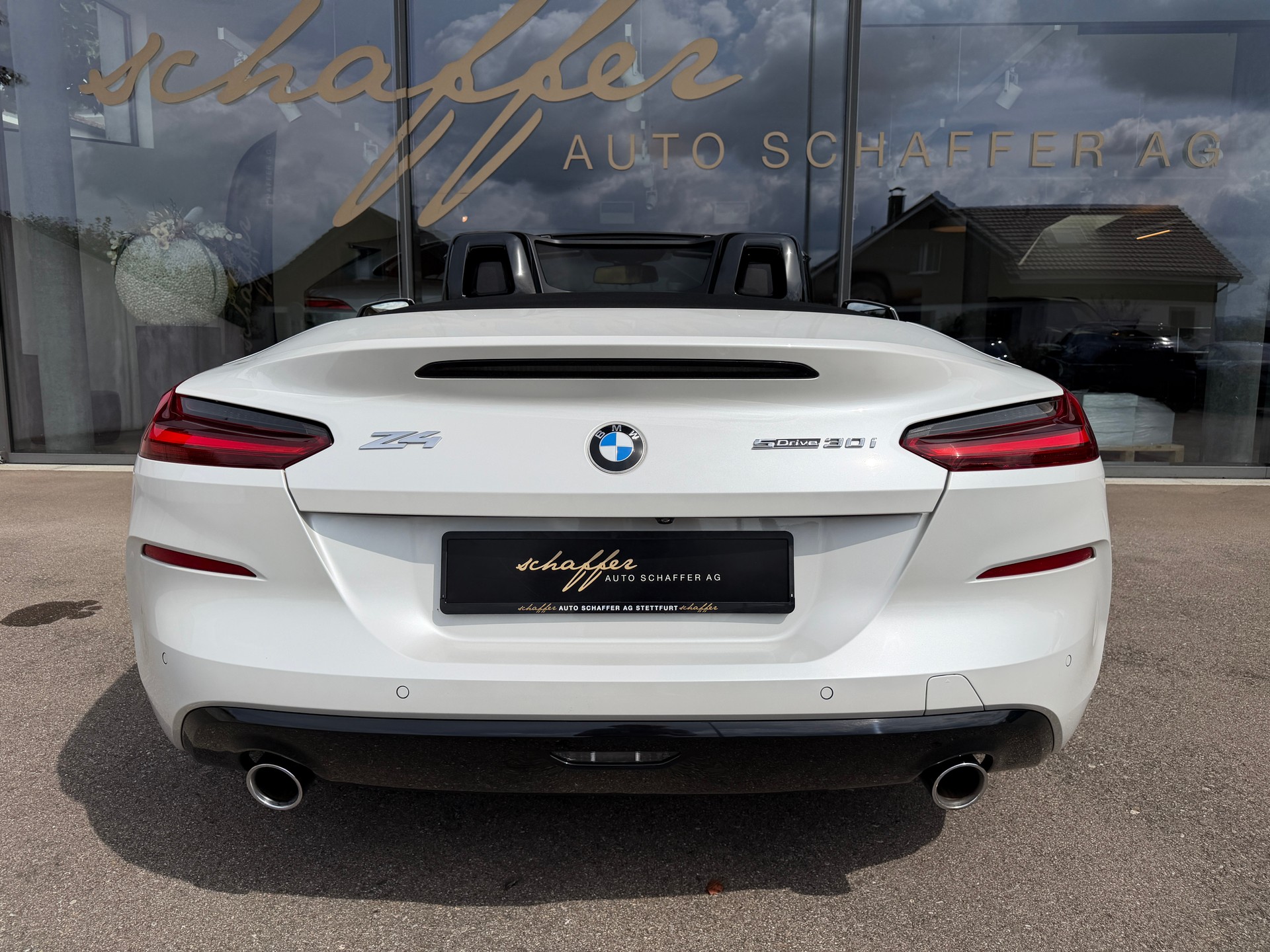 BMW Z4 sDrive 30i Sport Line Steptronic-image-9