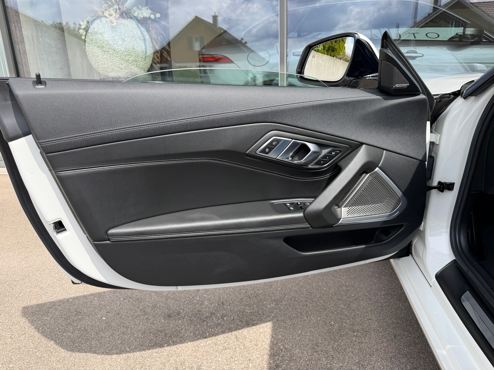 BMW Z4 sDrive 30i Sport Line Steptronic-image-15