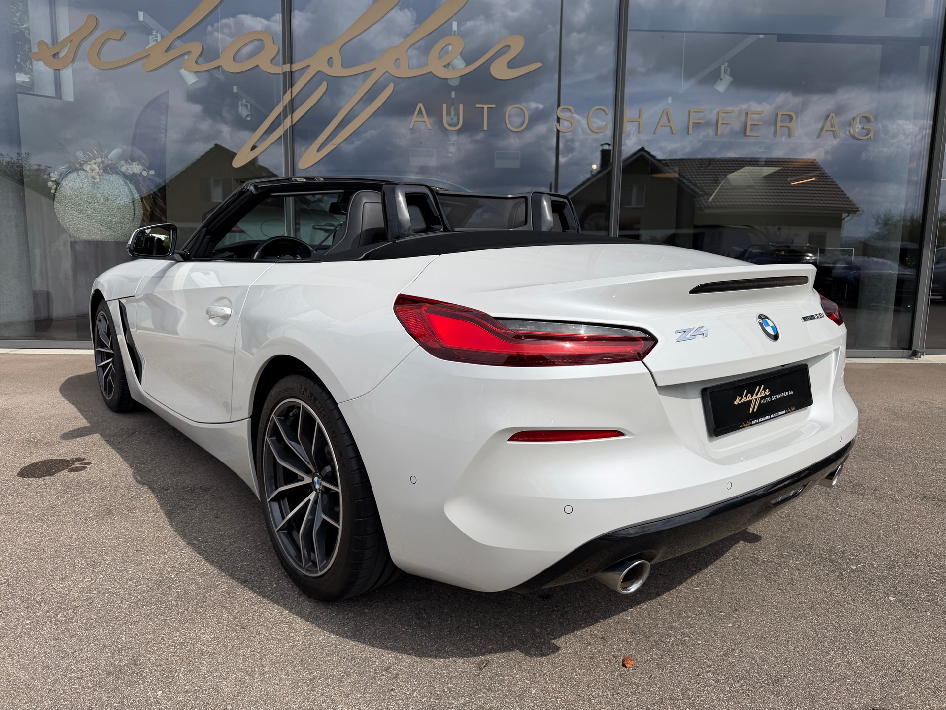 BMW Z4 sDrive 30i Sport Line Steptronic-image-8