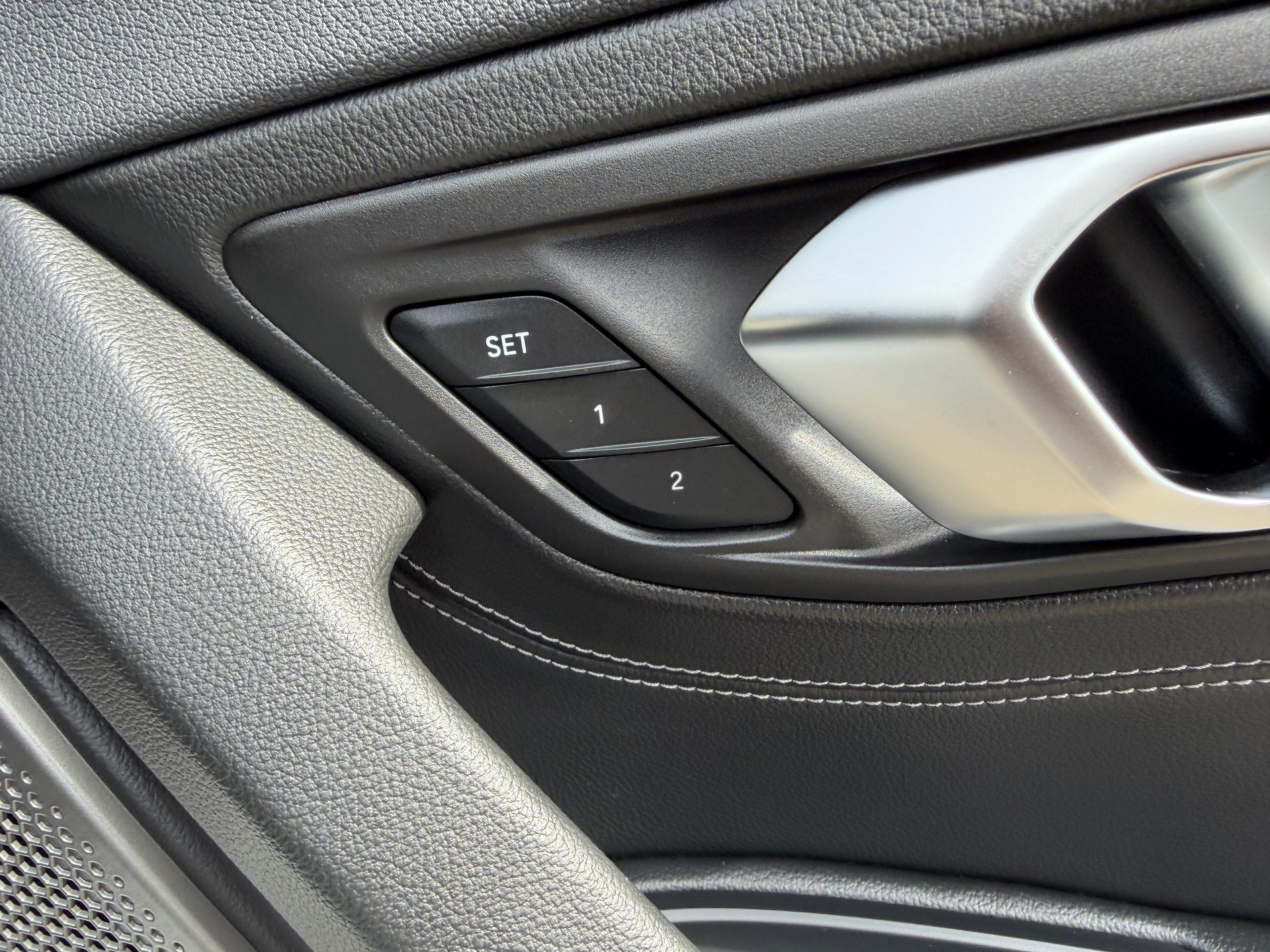 BMW Z4 sDrive 30i Sport Line Steptronic-image-21