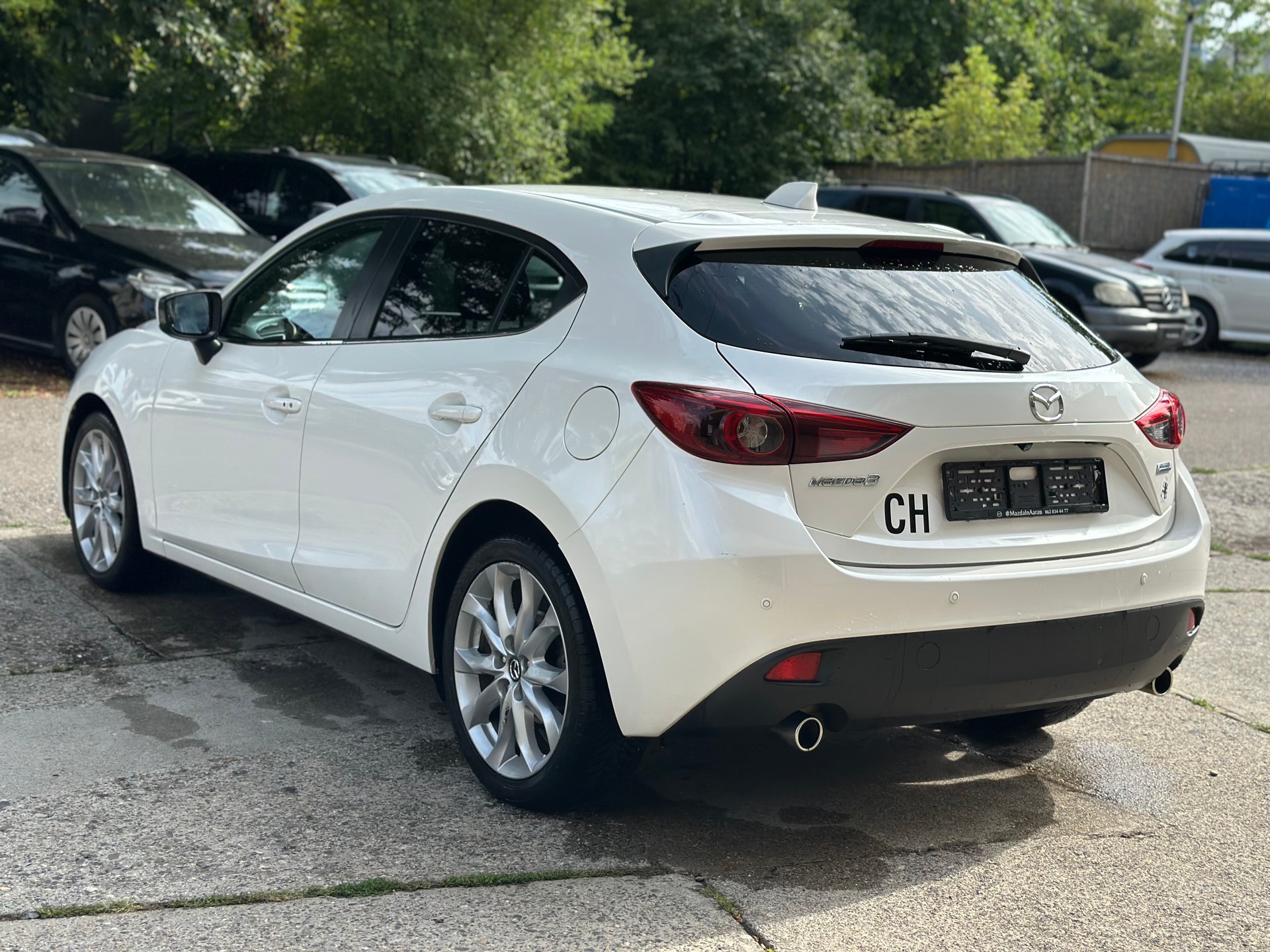 MAZDA 3 2.2 16V CD Revolution-image-3